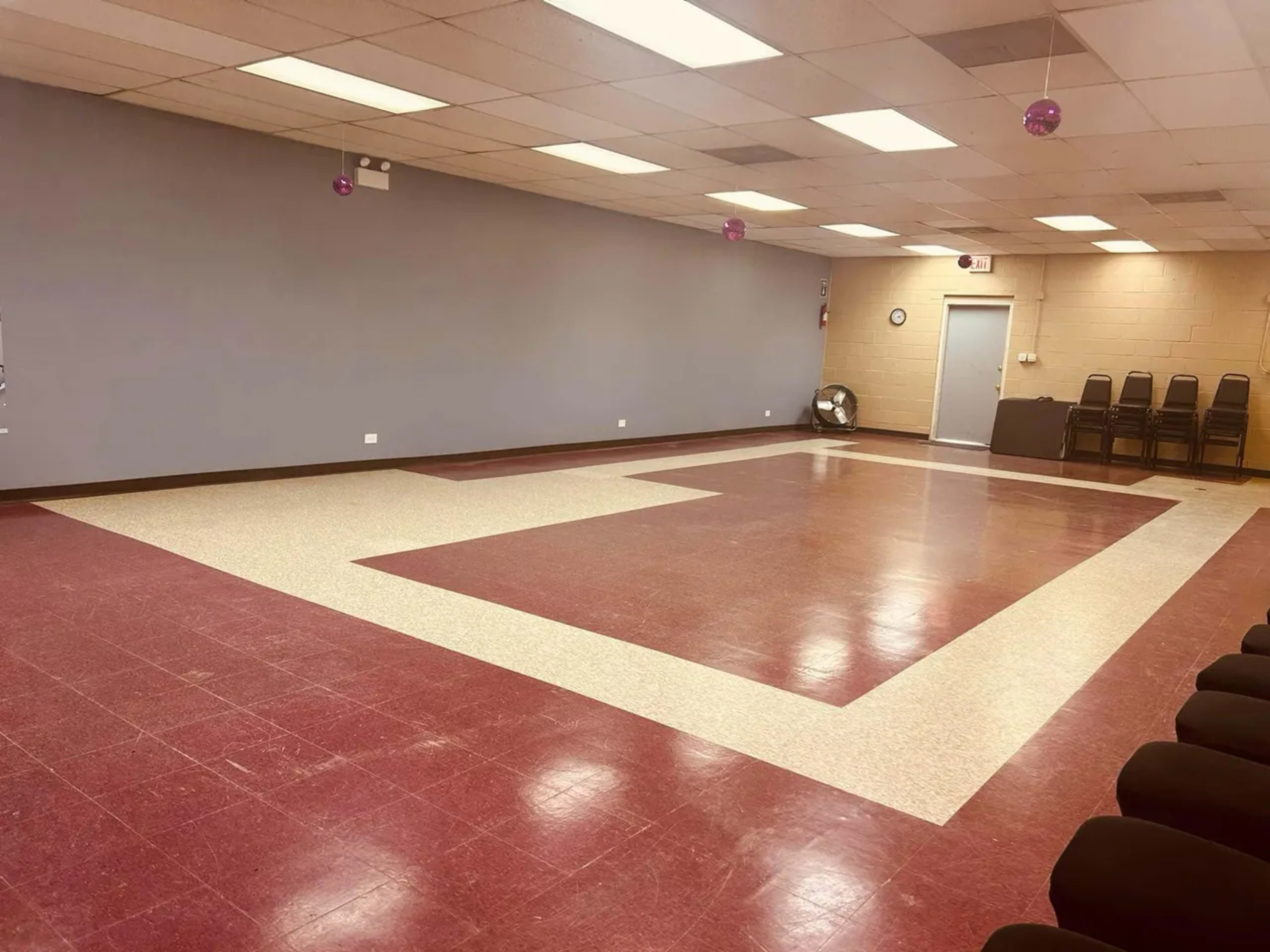Multipurpose Studio for Dance, Meetings, Church Gatherings & Events Image in Bloom Township, Steger, IL