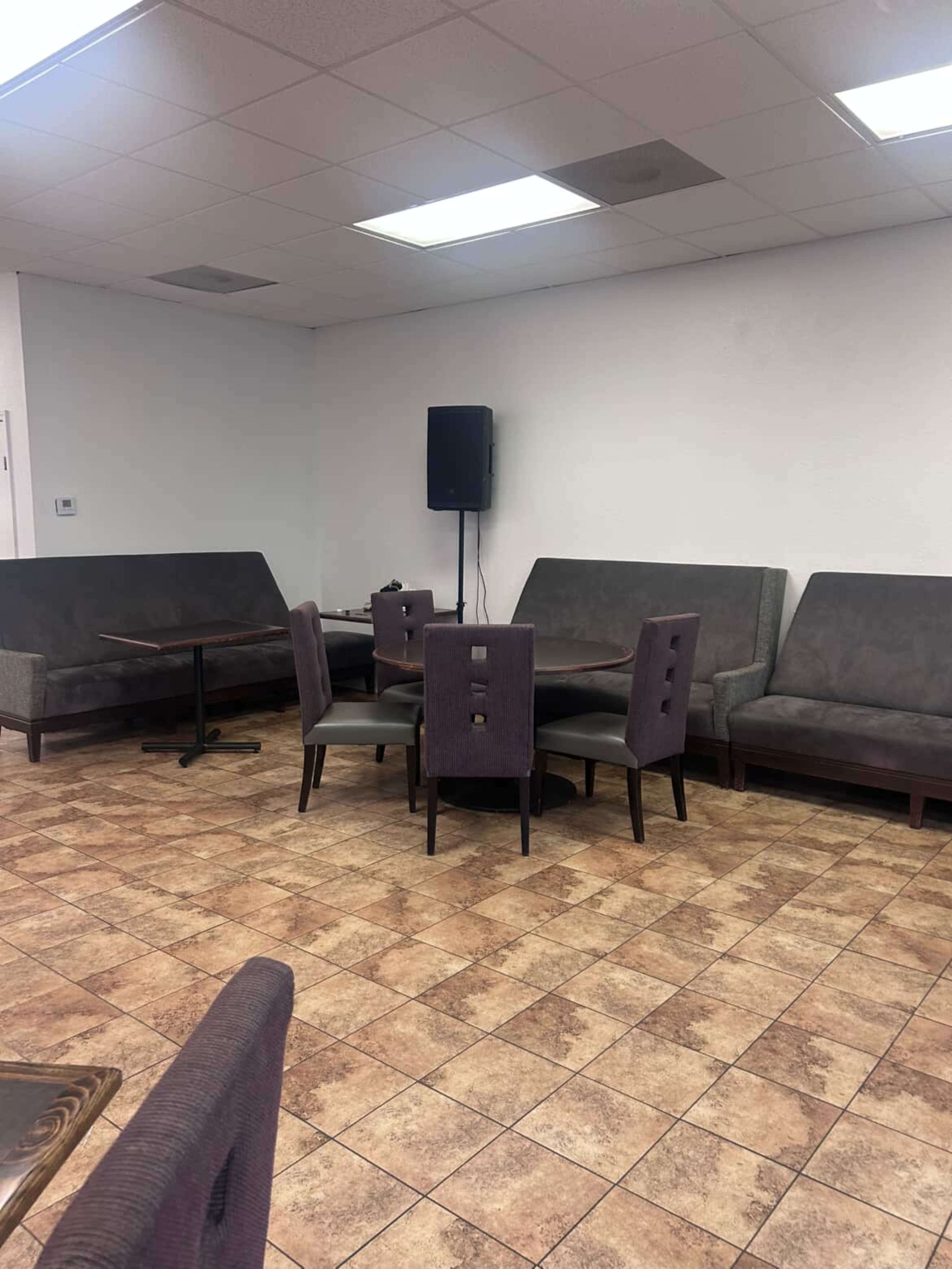 Urban Entertainment Venue Image in China, beaumont, TX