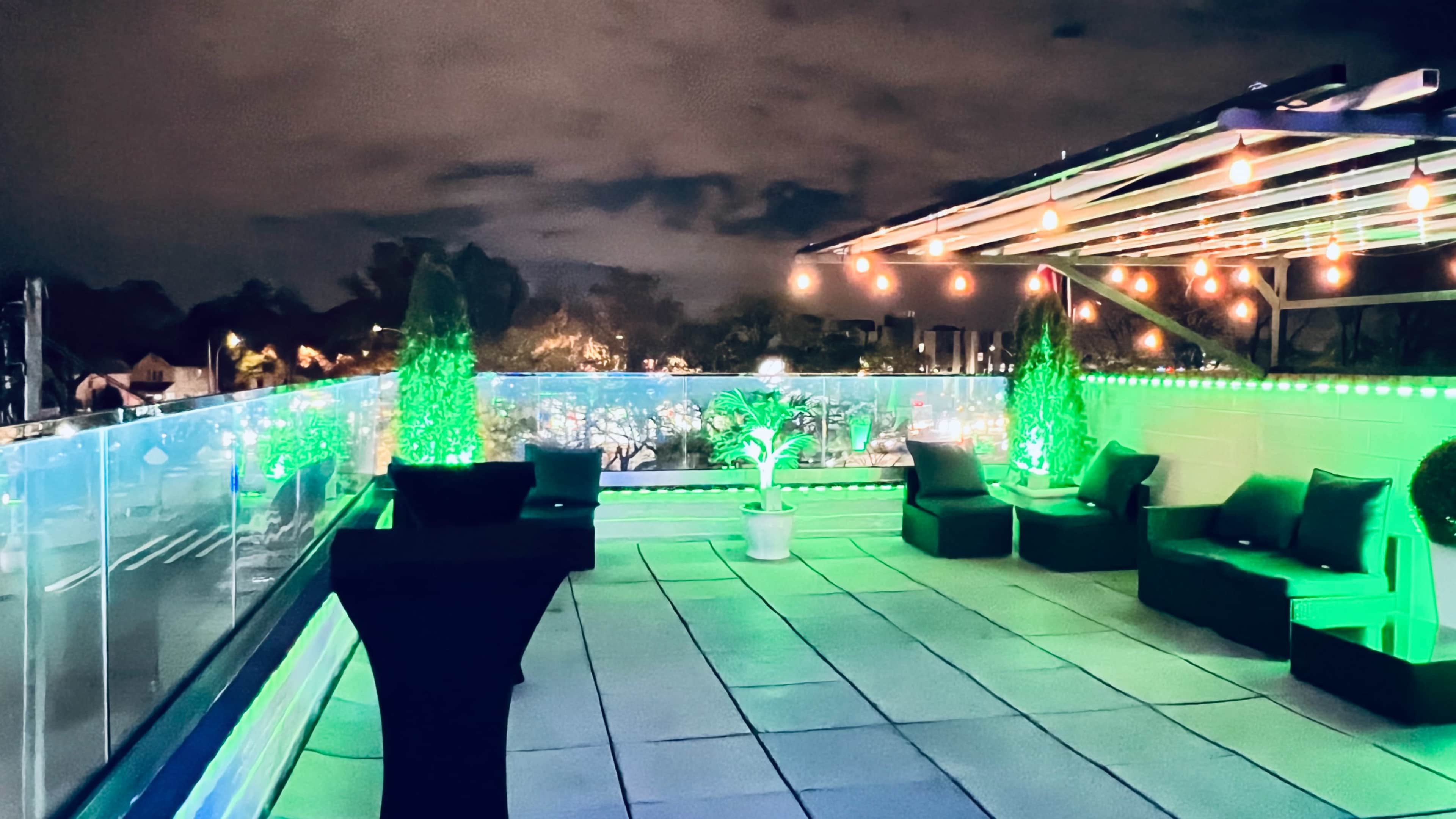 All-Weather RoofTop at the Heart of Atlantic Av-(Queens) Outdoor space for Dinner, Wedding, Film Shoot, Corporate Event & Small Intimate Events. Image in Queens, Woodhaven/QUEENS, NY