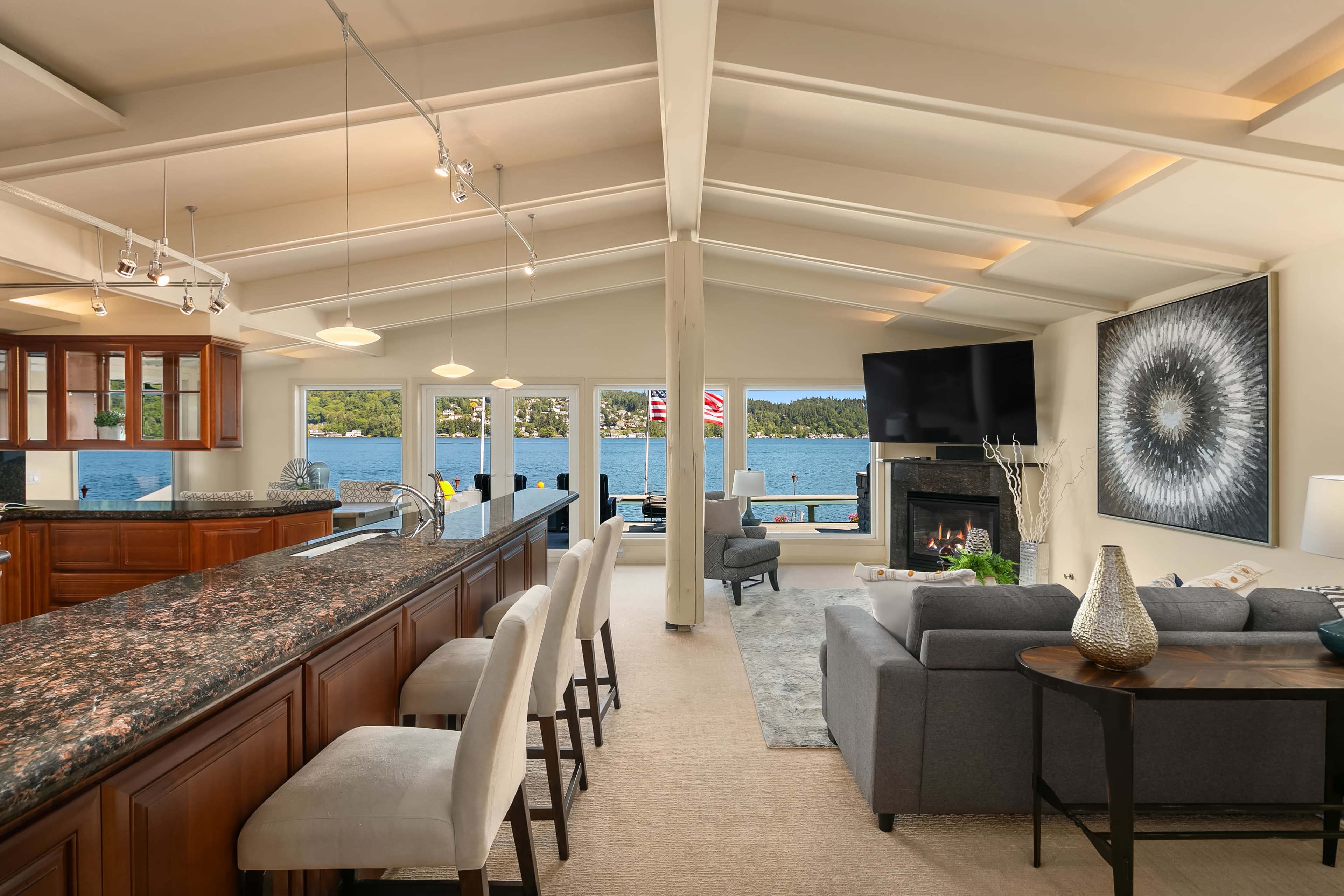 Water front Lake Sammamish Image in Northeast Bellevue, Bellevue, WA