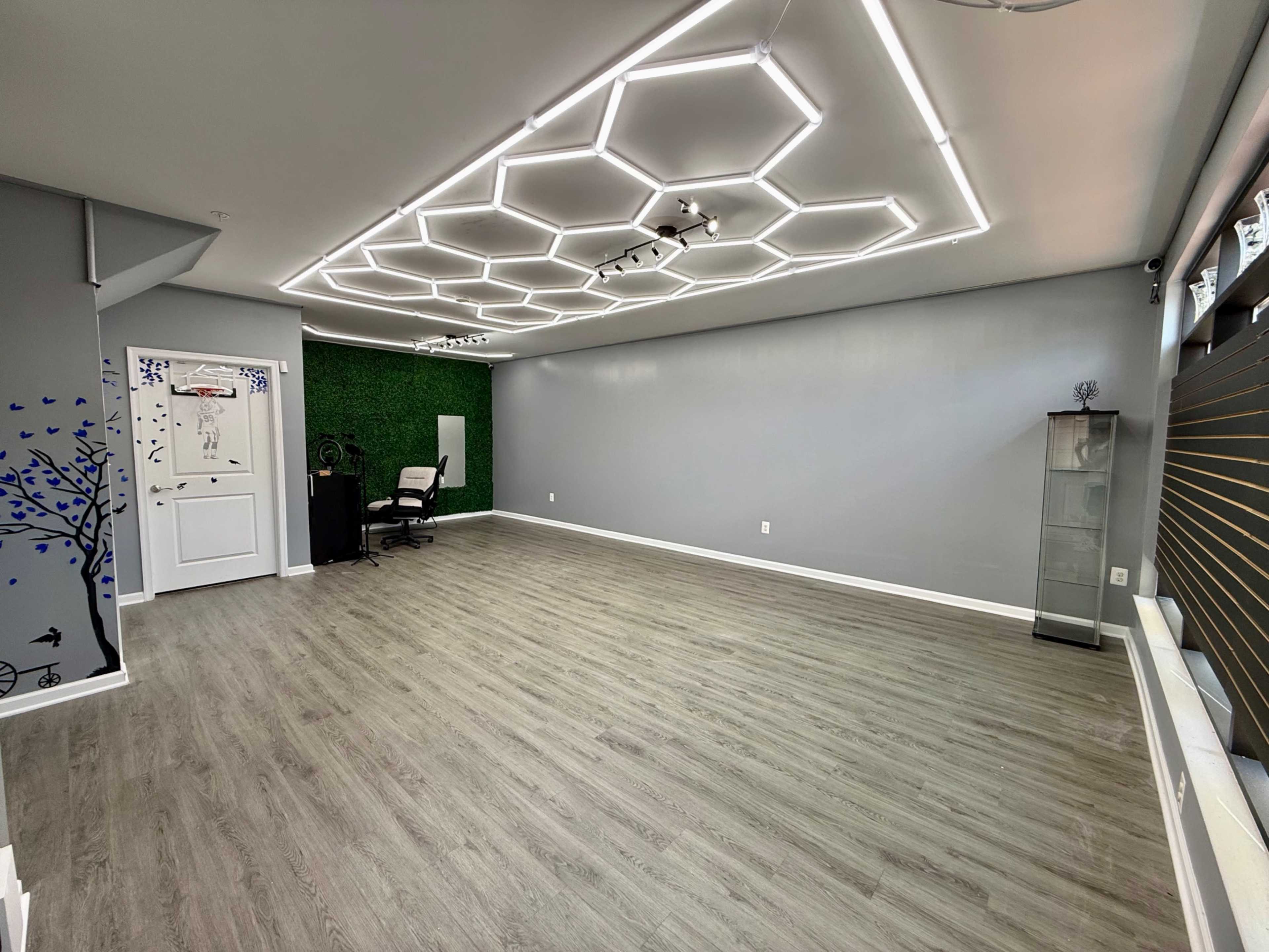 Modern Art Studio Near Historic Old Town Manassas Image in Manassas, Manassas, VA