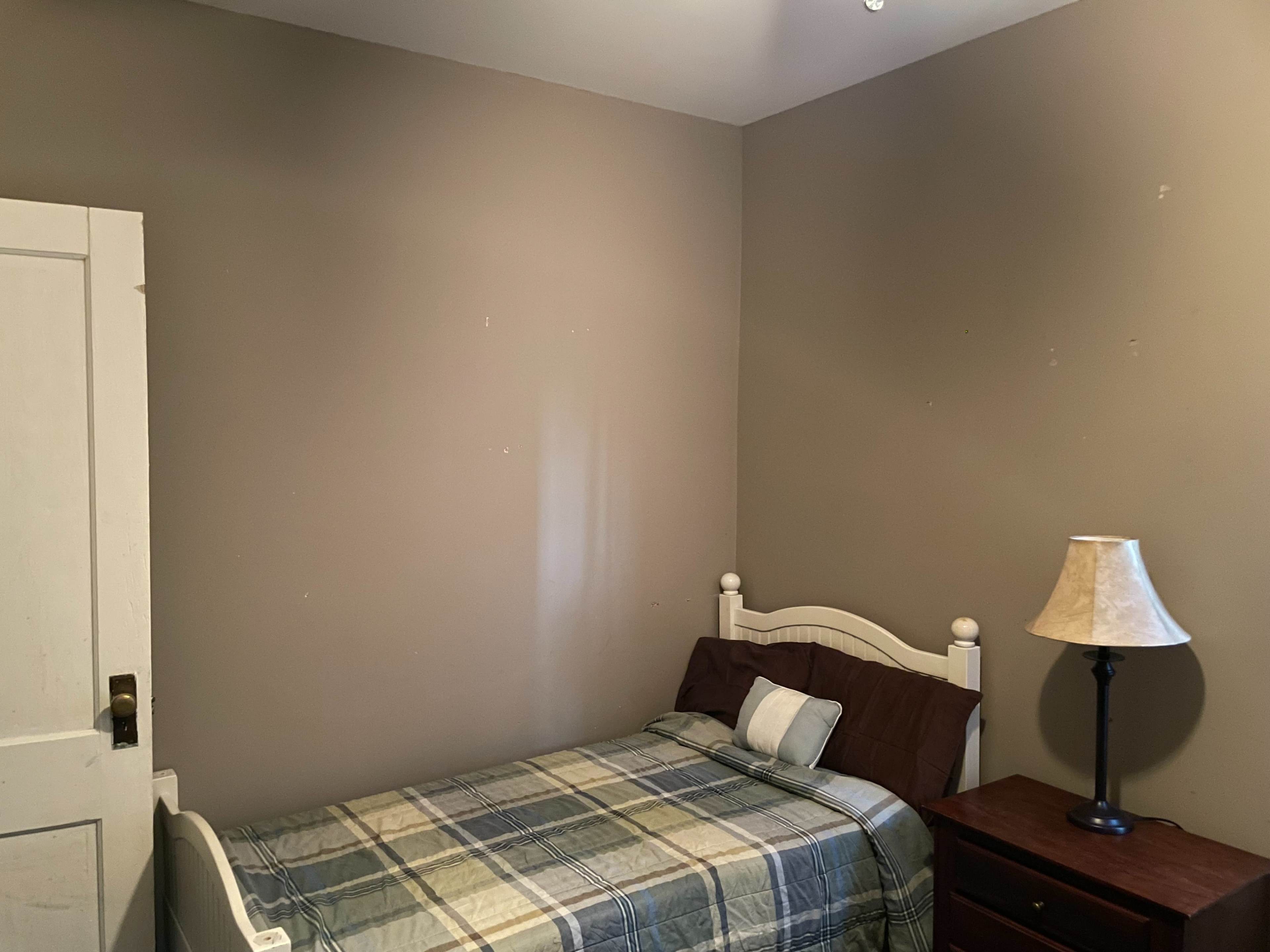 The Cozy Suburban Photo Loft w/ rooms offering natural light. Image in Lyons Township, Brookfield, IL