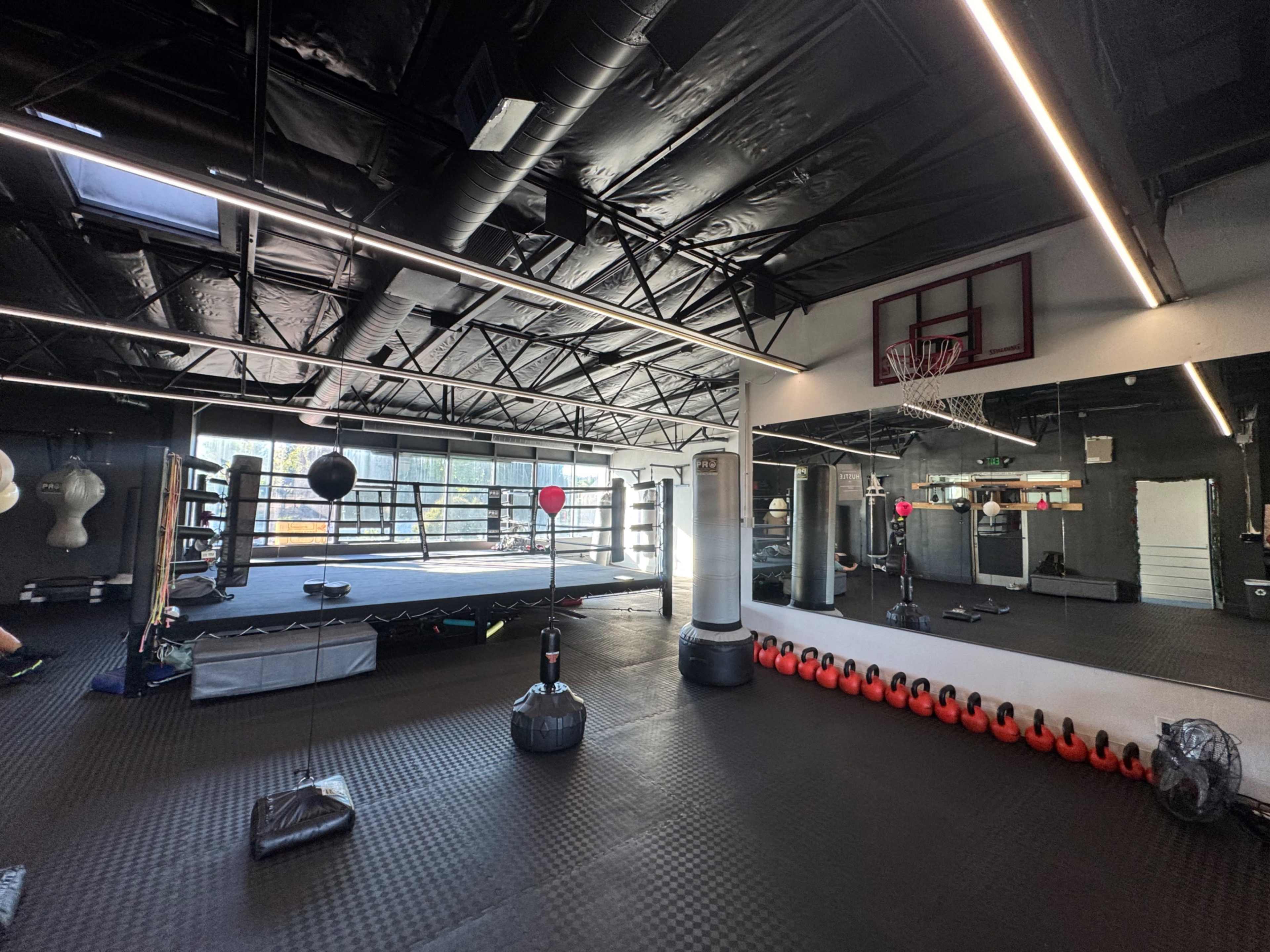Clean Modern Boxing Gym - Ventura Blvd Image in Tarzana, Tarzana, CA