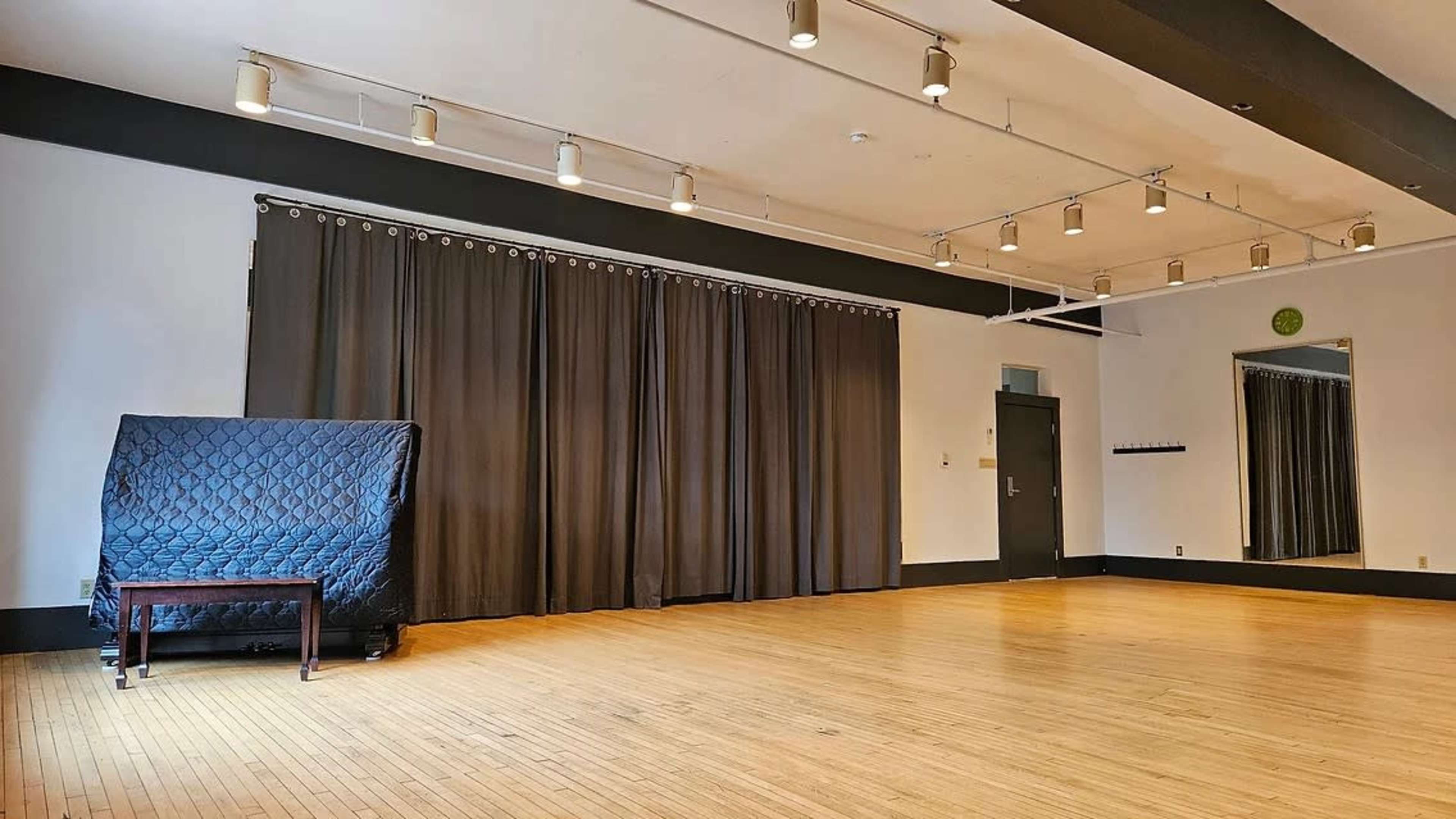 Dance studio Image in Leslieville, Toronto, ON