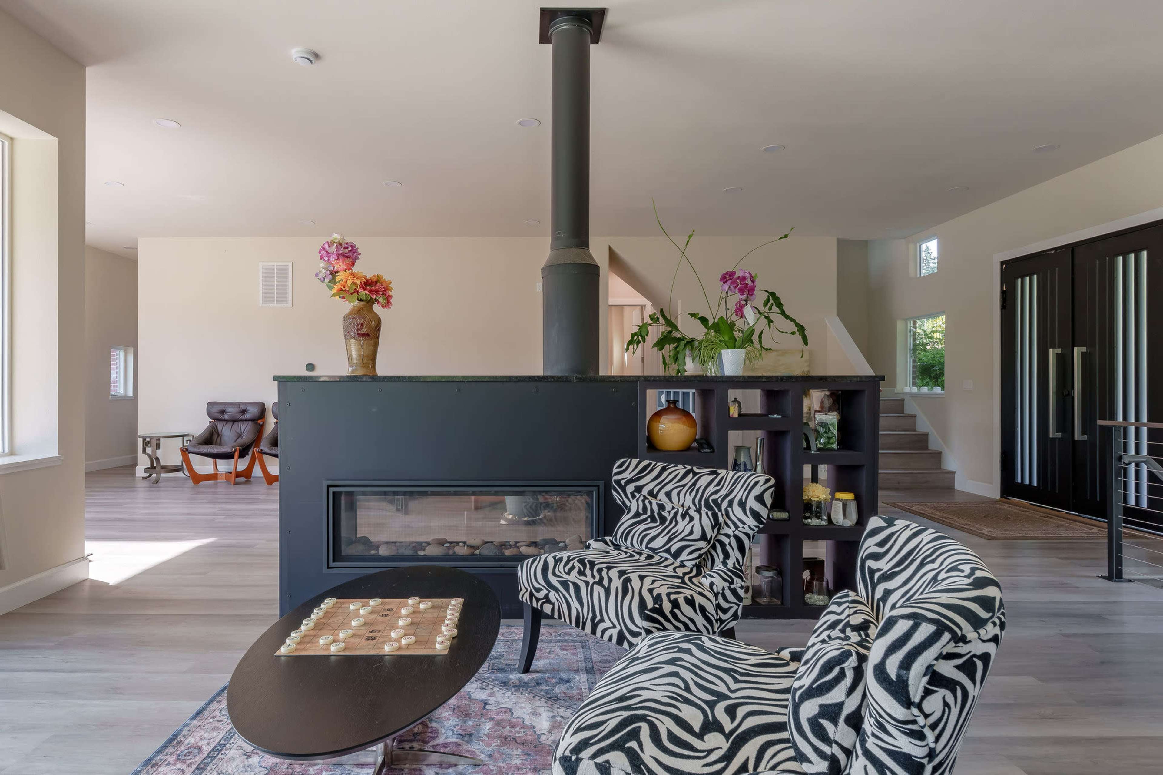 Spacious River front Beauty - New Build! Image in Oak Grove, Milwaukie, OR