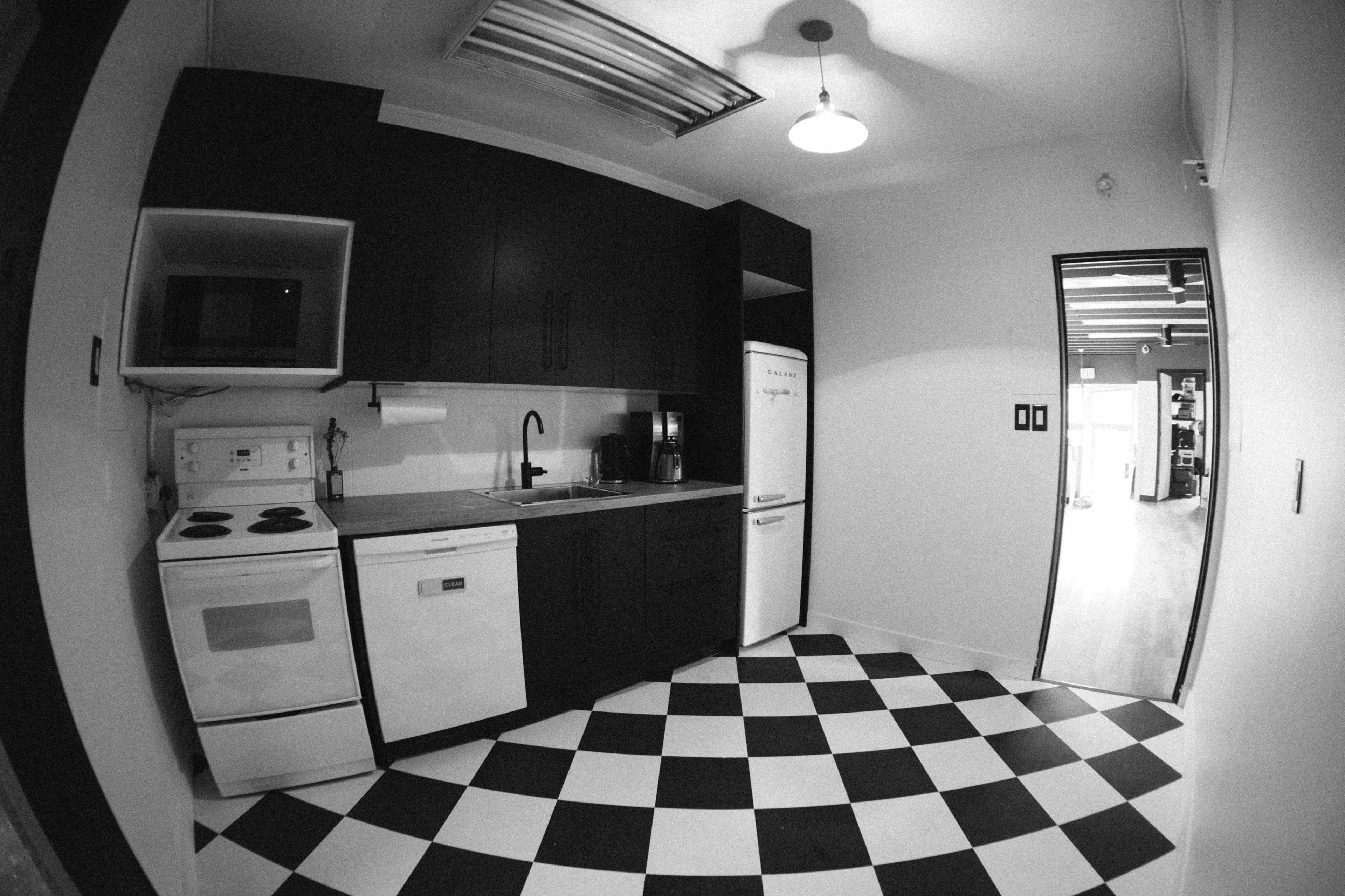 Cozy Production Office, Boardroom & Kitchen Image in Grandview-Woodland, VANCOUVER, BC