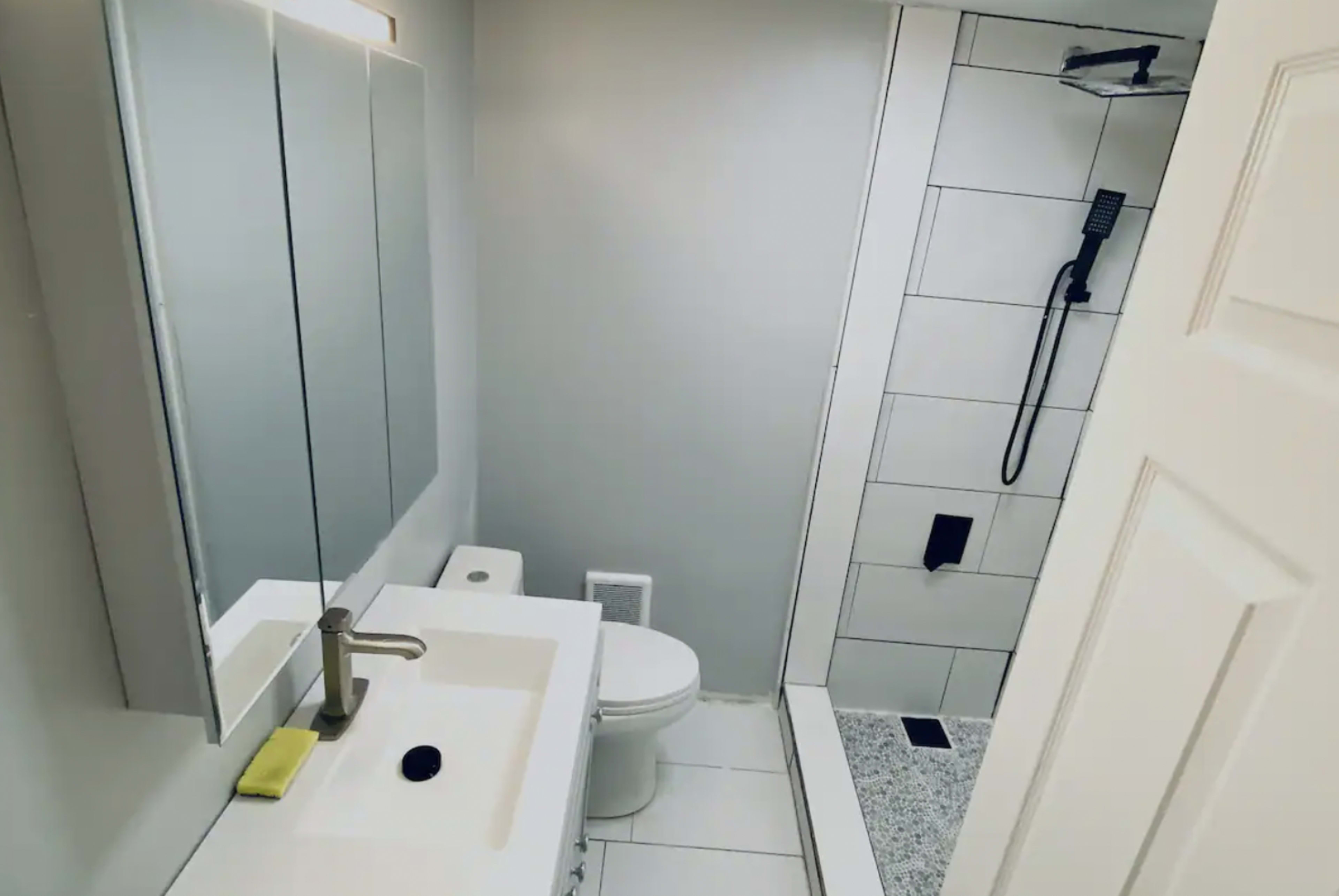 Stylish Downtown Apartment Image in Troy, Troy, NY