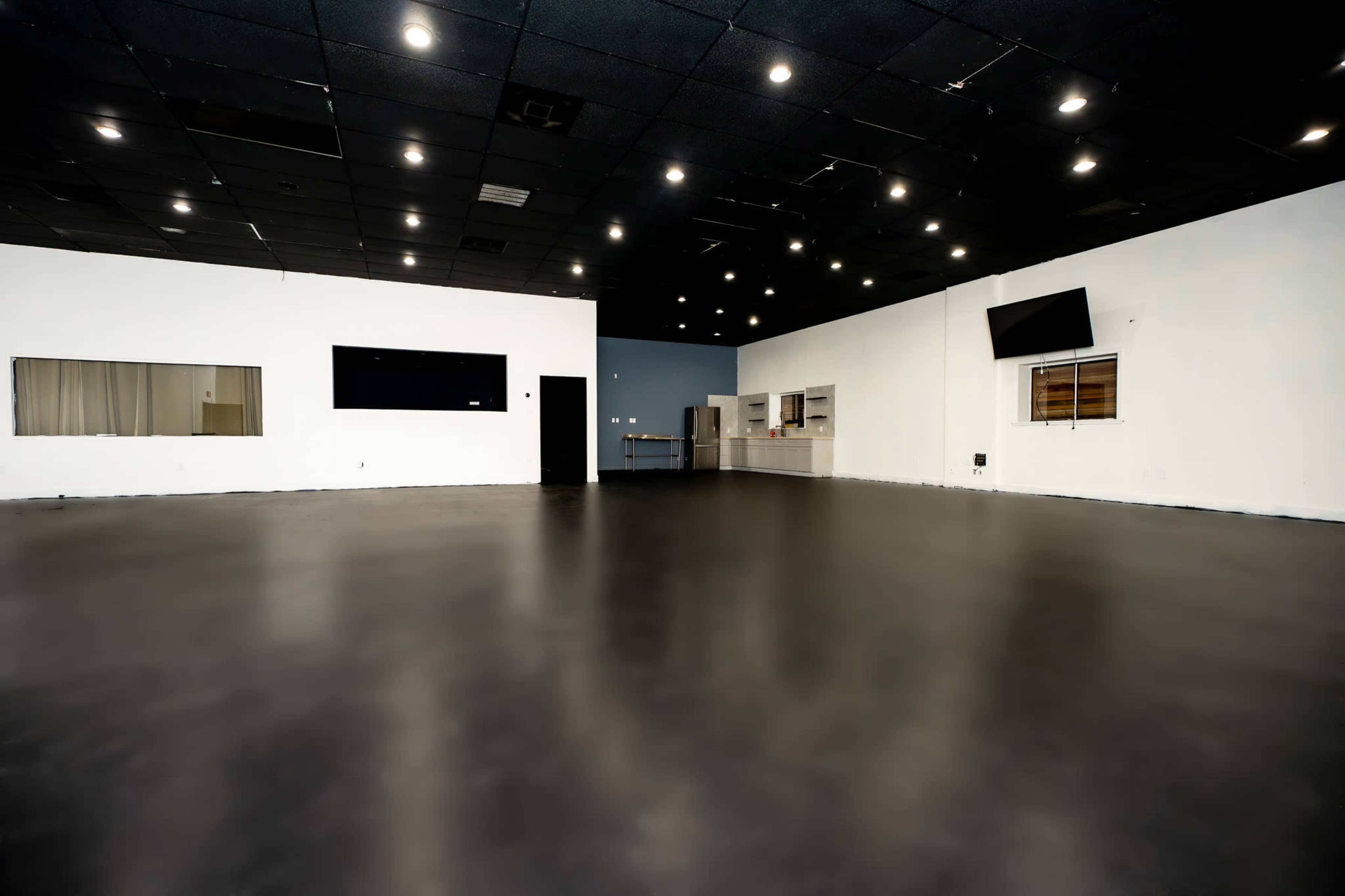 Modern Open Event Space Image in Spring Branch East, Houston, TX
