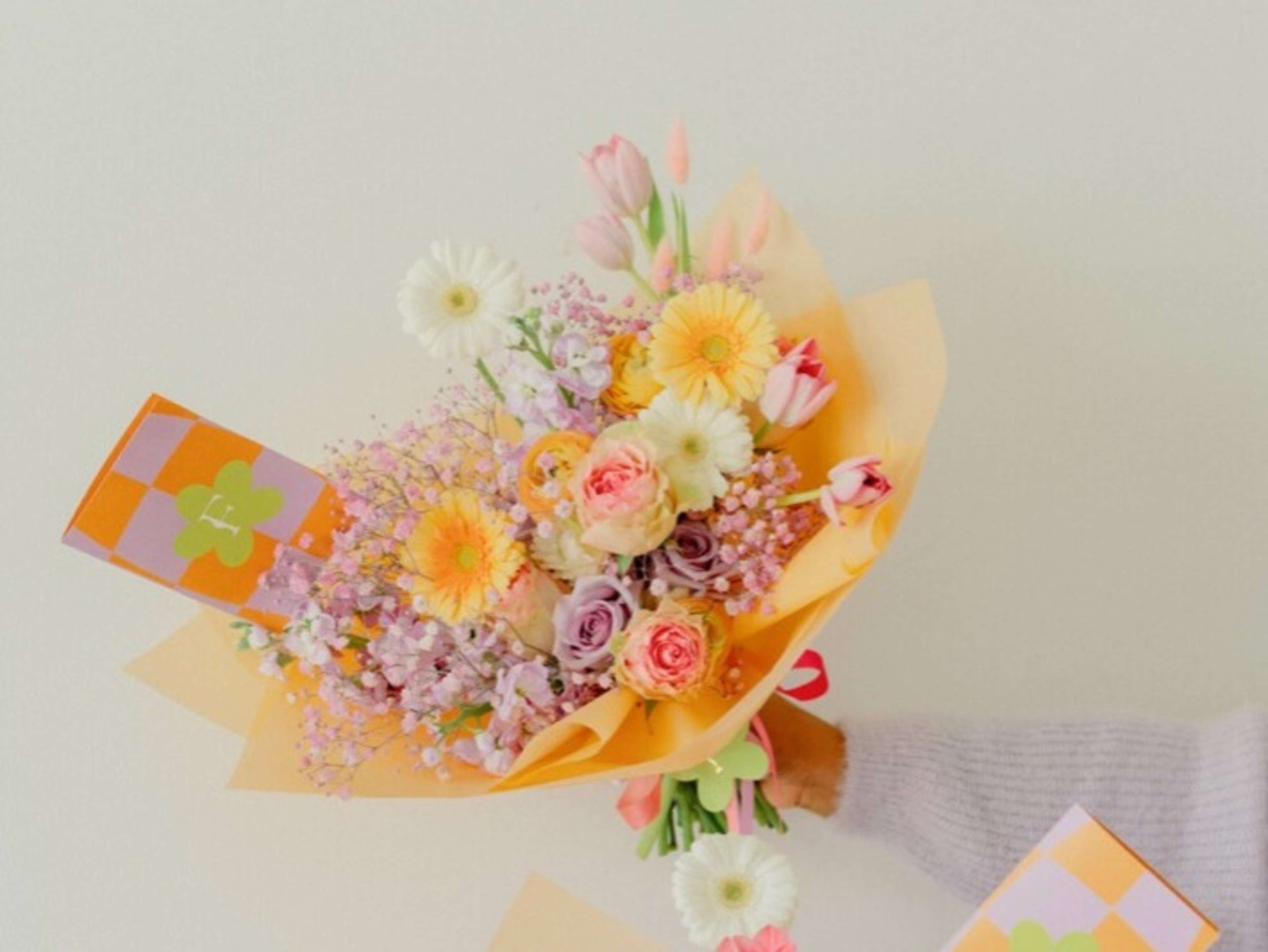 Bouquet (1) - 15% off for Booking