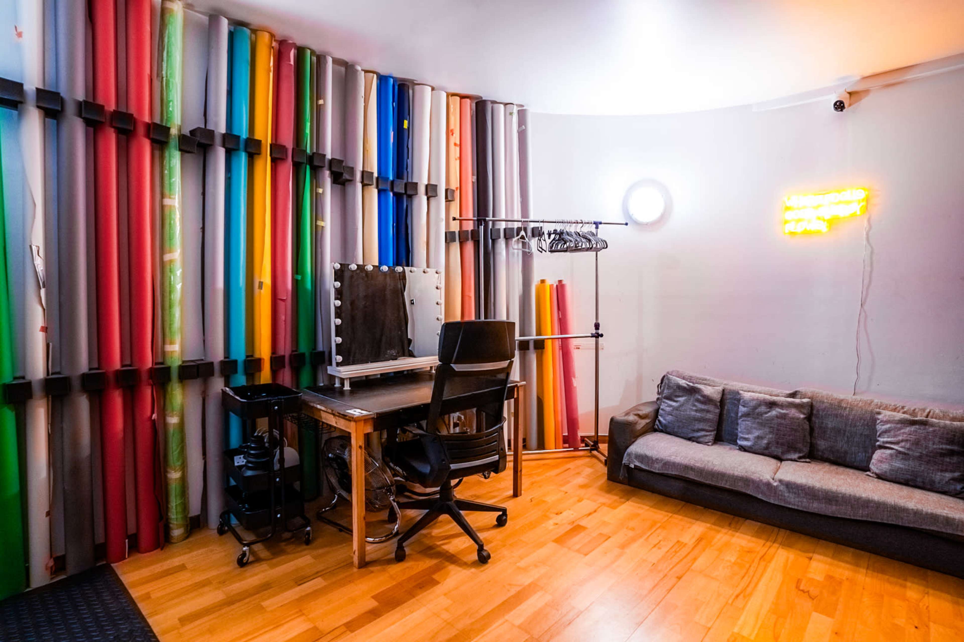 Fully Equipped Photo Studio at Springfield House Lofts Image in London, London, ENG