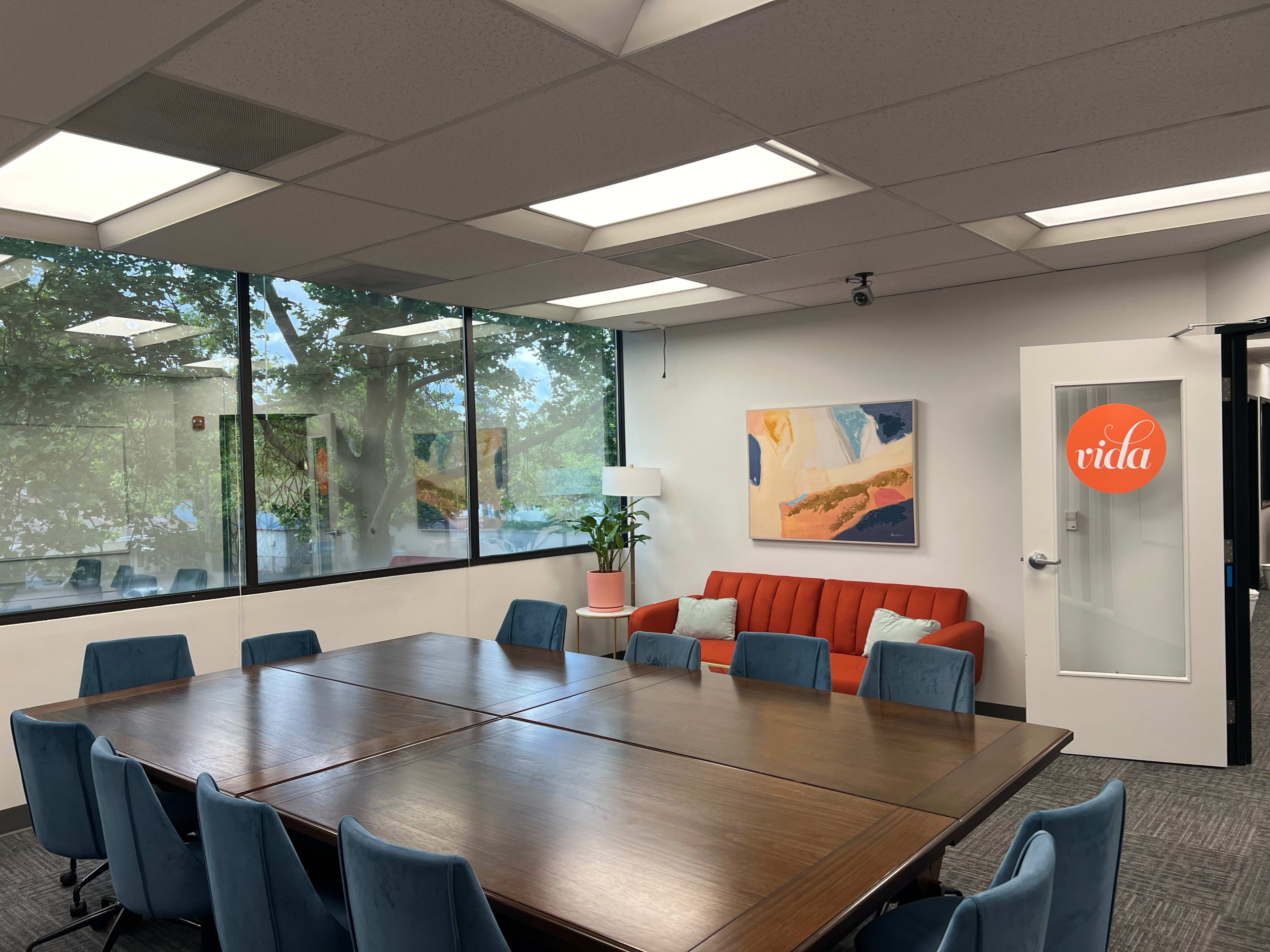 Vibrant, Welcoming Workspace in Beaverton Image in Raleigh West, Beaverton, OR