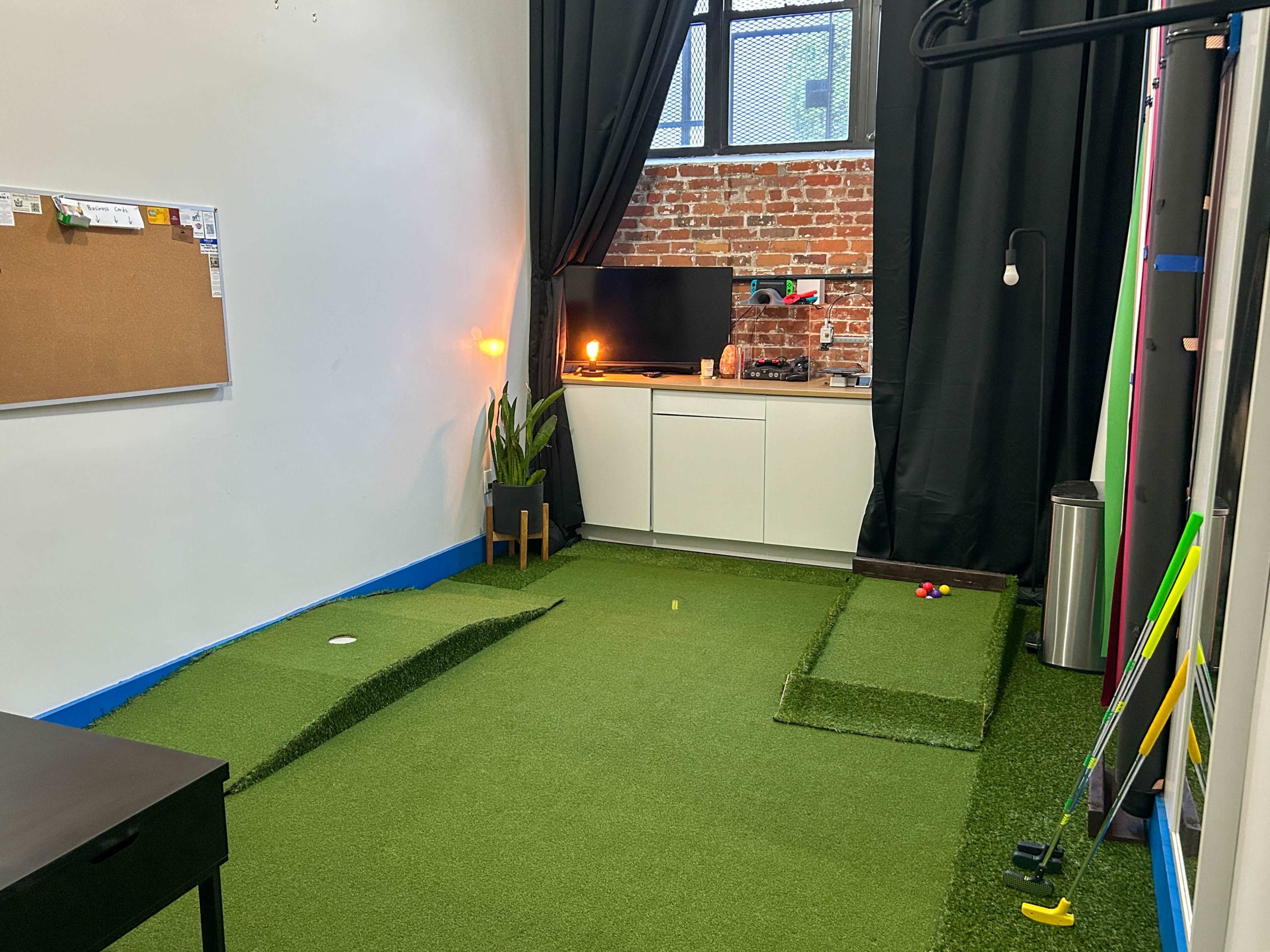 The Putt-Putt Private Office | East Williamsburg Team Off-site and Creative Space Image in Bushwick, Brooklyn, NY