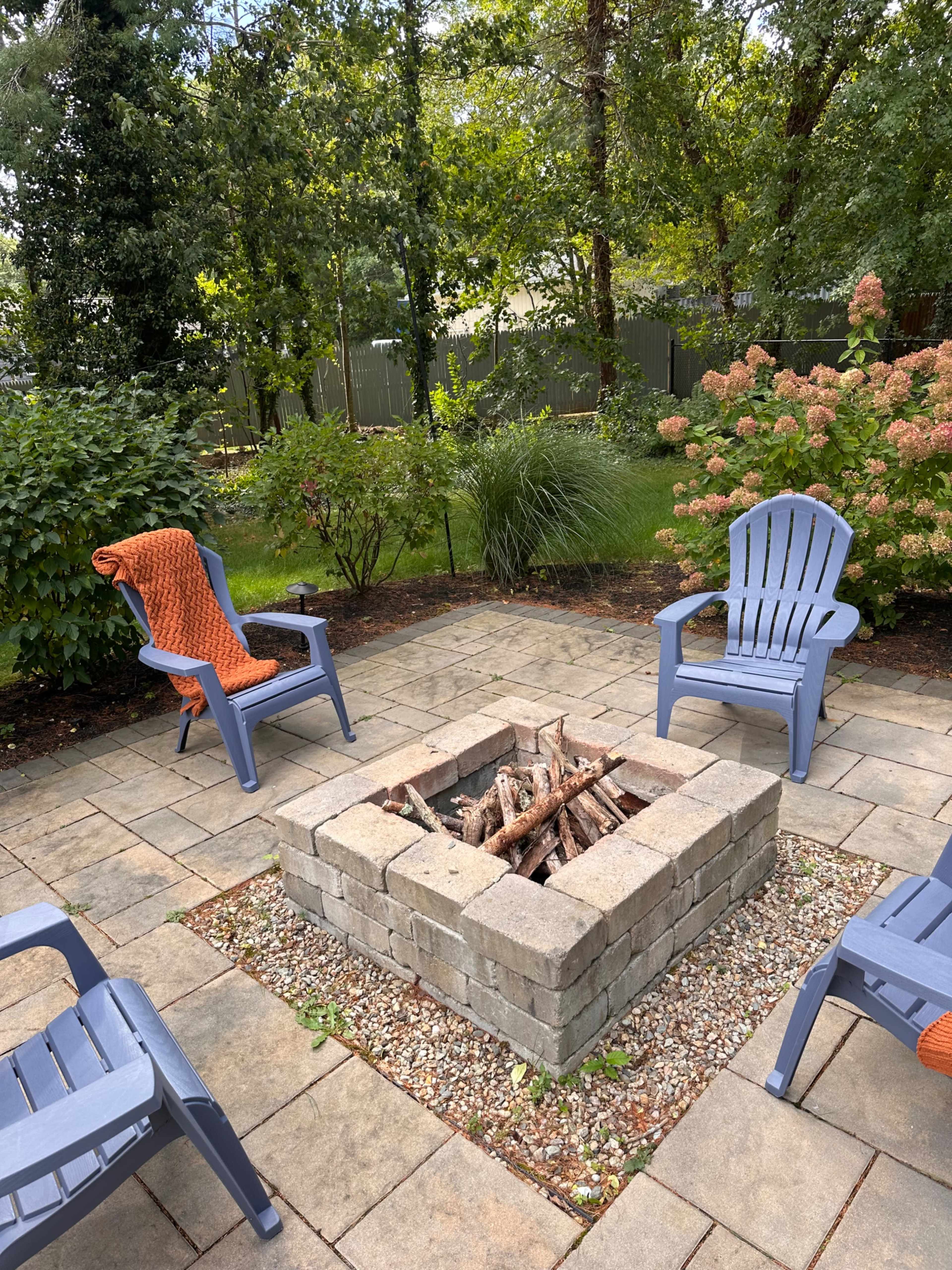 Private Wooded Garden Retreat + Cozy Fire Pit and White Fence Oasis in Pembroke for Photoshoots Image in Pembroke, Pembroke, MA