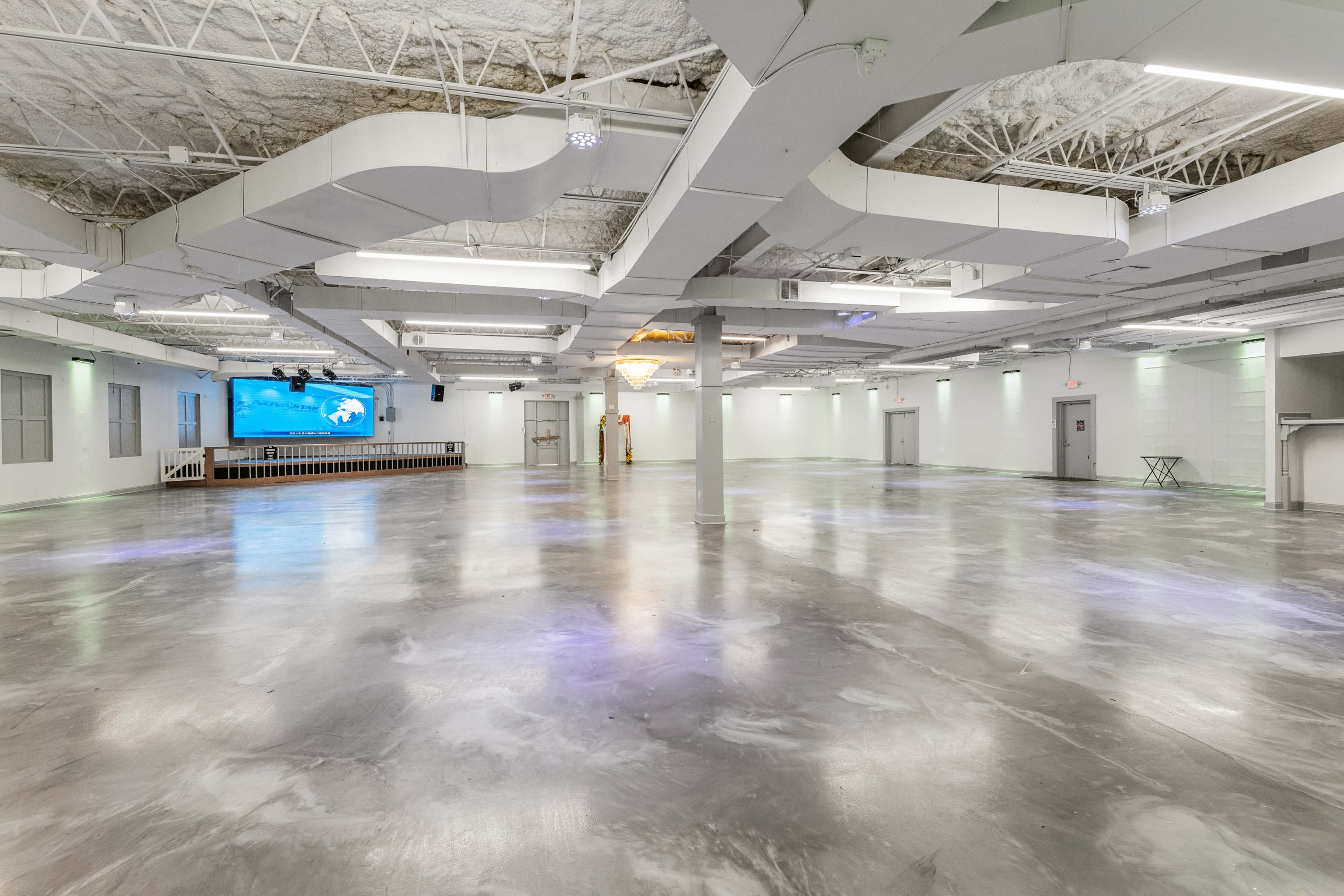 Meeting Space with Gorgeous Flooring Image in Memphis, Memphis, TN