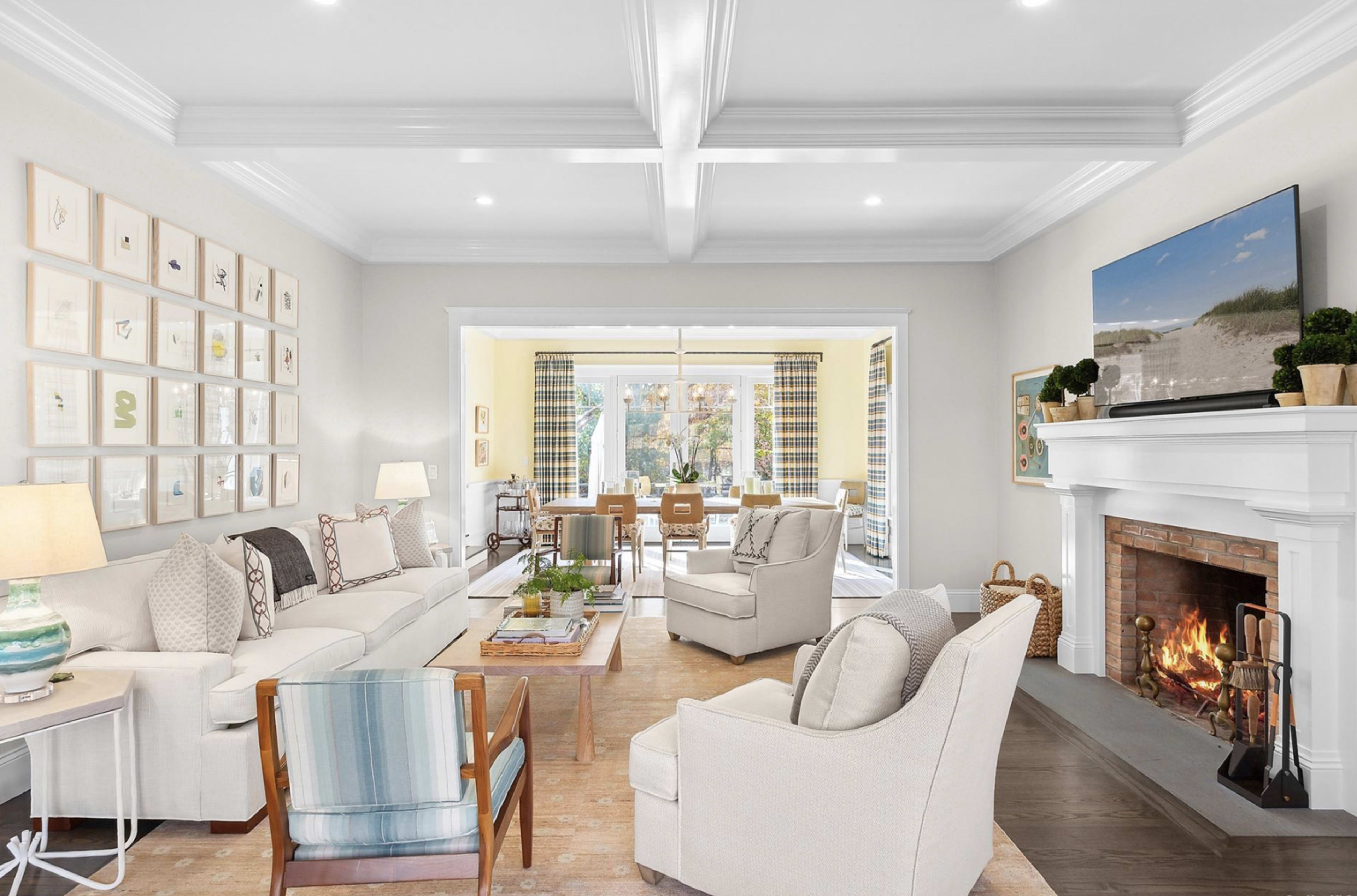 Classic and chic Hamptons Home Image in East Hampton, East Hampton, NY