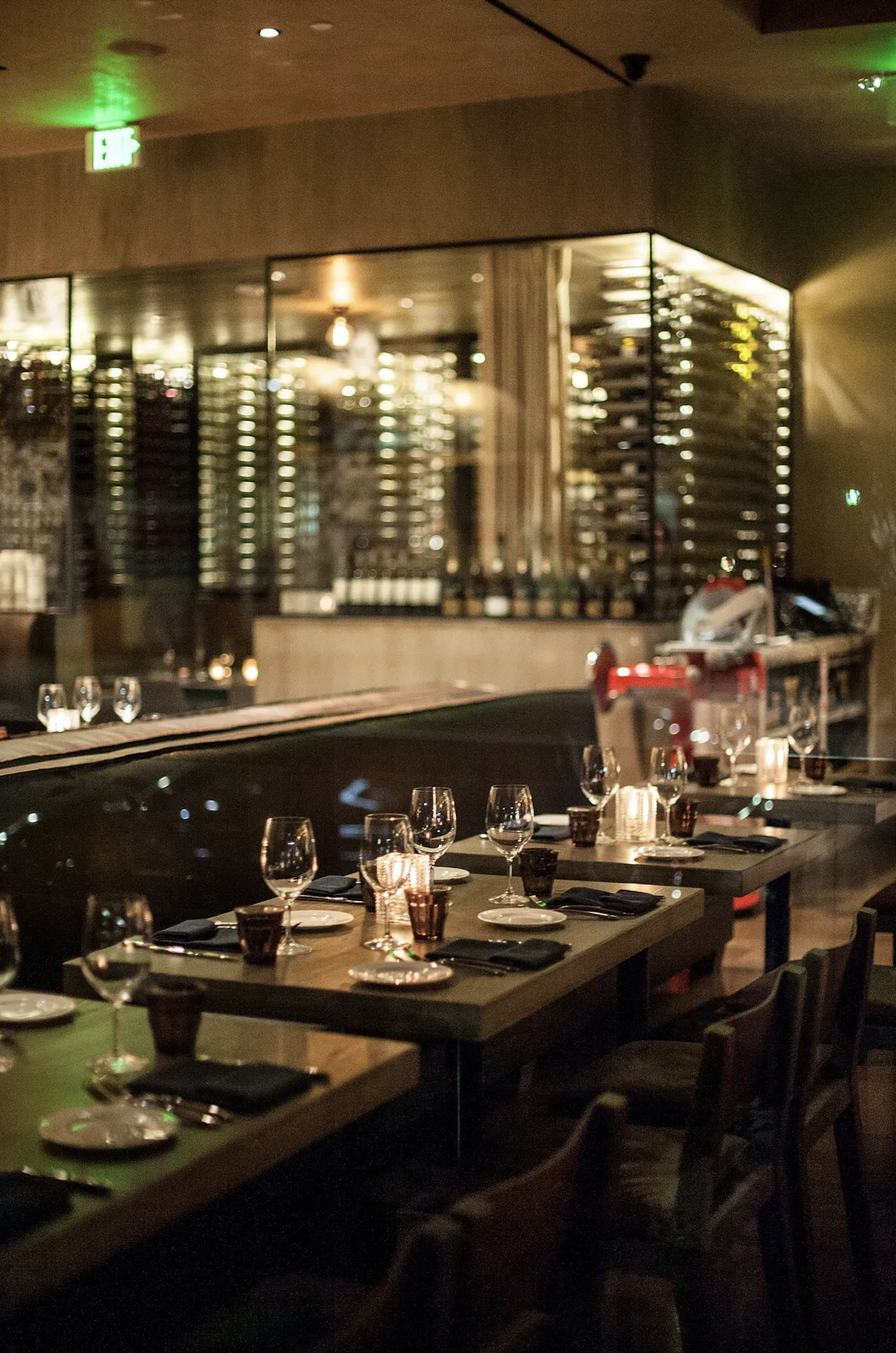 N10 Booths Image in Beverly Grove, Los Angeles, CA