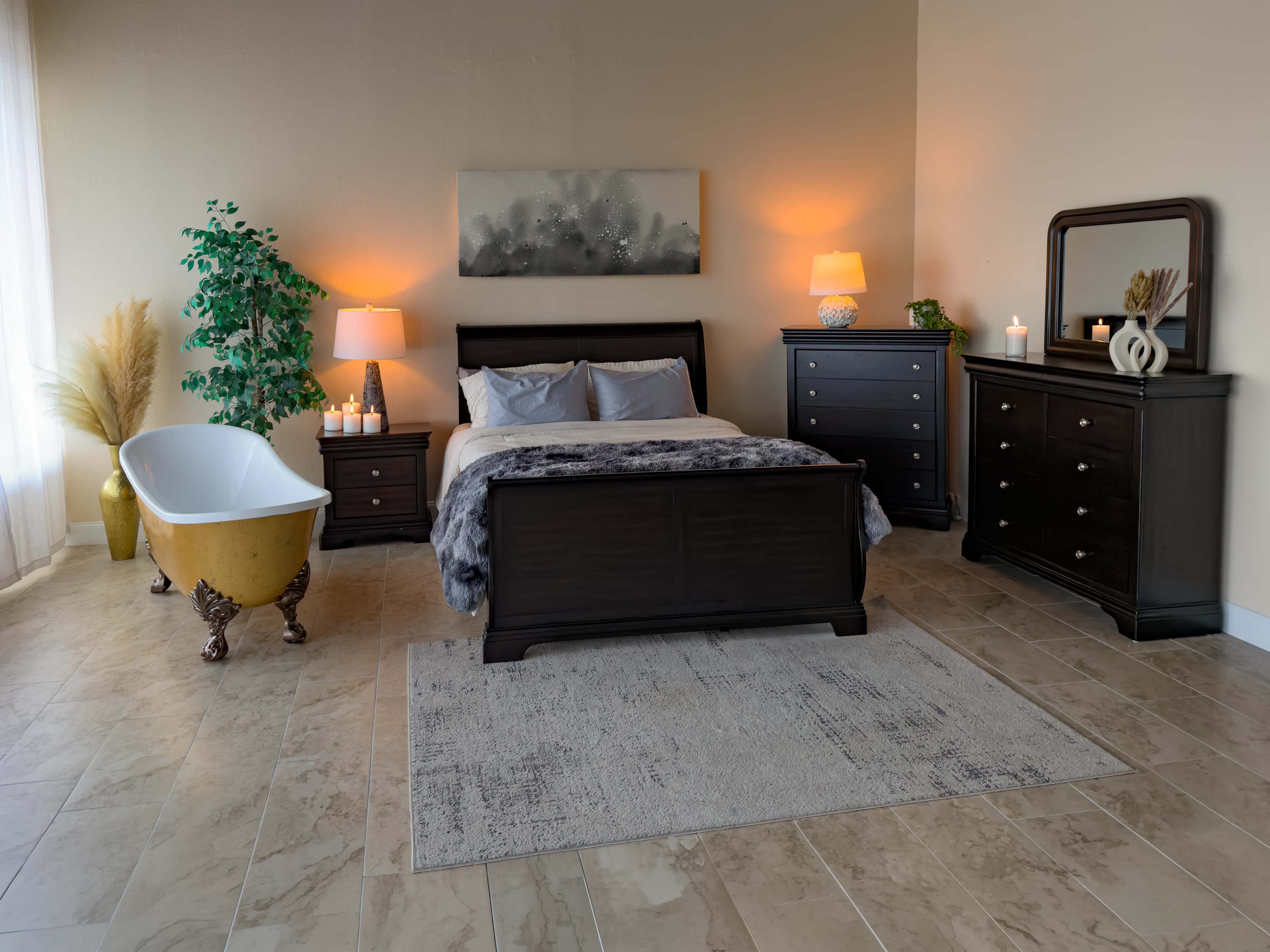 Spacious Studio Offering Both Natural Light and Flash Options Image in Largo, Clearwater, CA