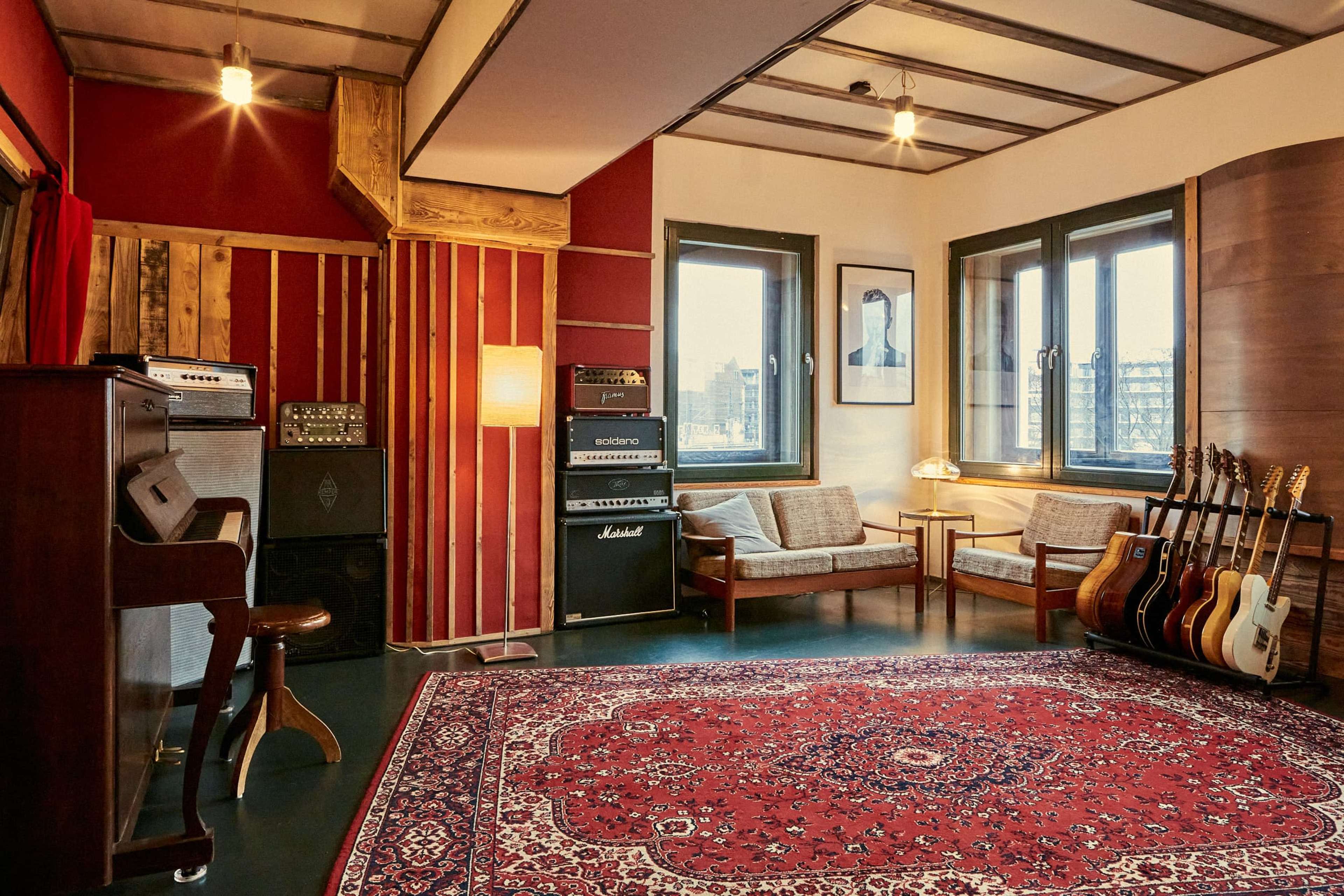 Studio für Audio, Video oder Meetings im Herzen Berlins direkt an der Spree. Bild in Friedrichshain, Berlin, 