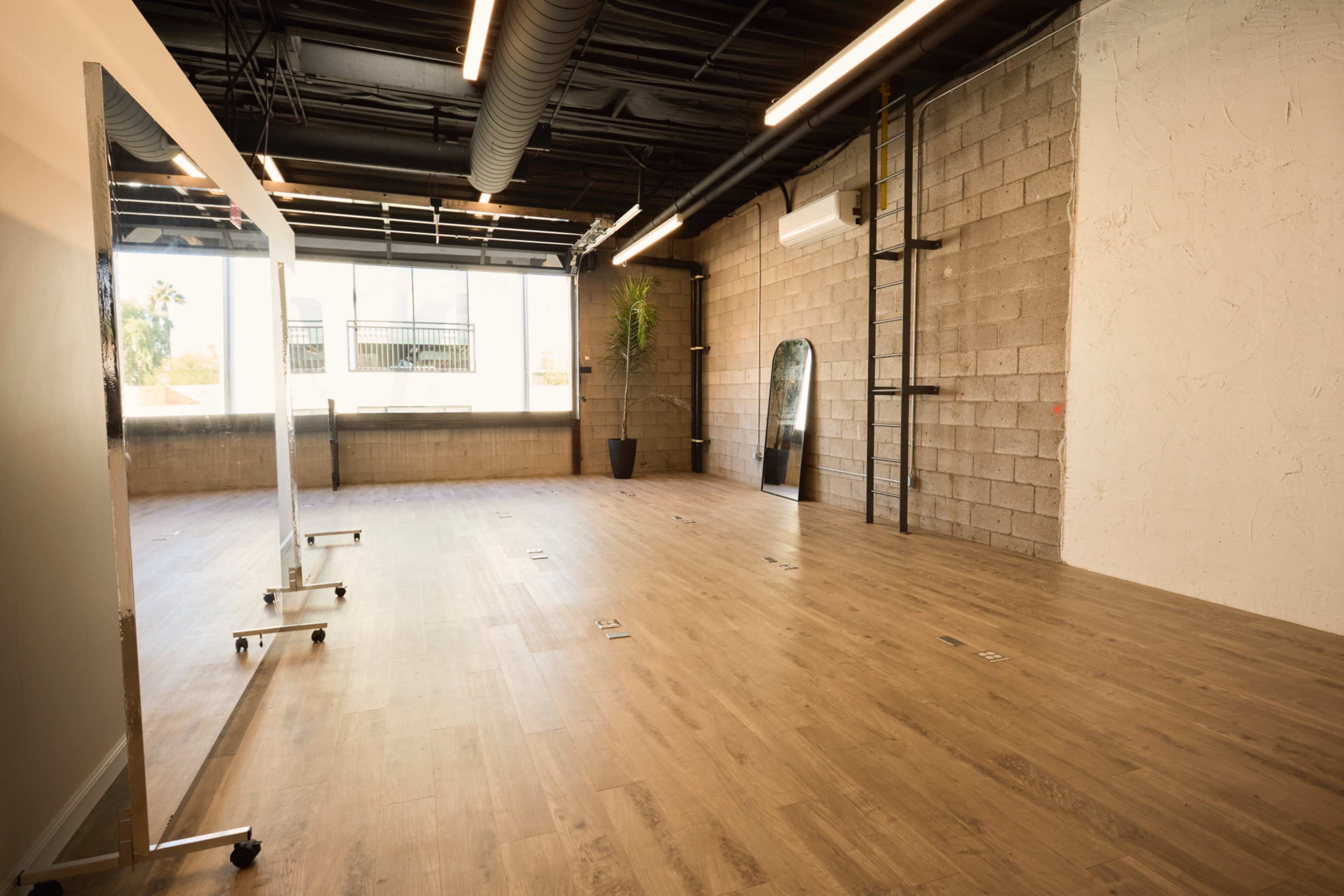 Urban Loft and Studio in the heart of Scottsdale Image in Old Town Scottsdale, Scottsdale, AZ