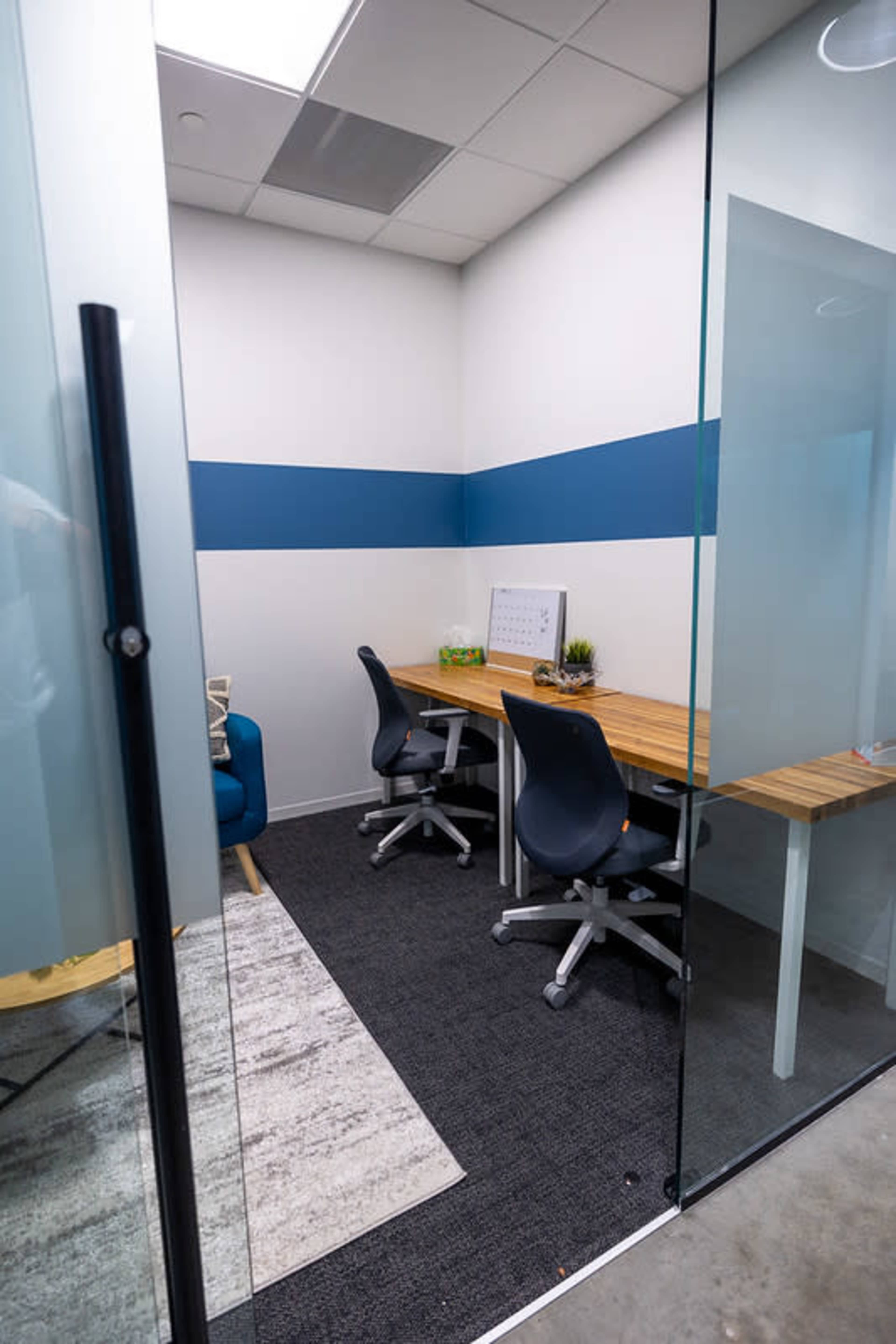 Private 4-Person Day Office in Newport News Image in Tech Center, Newport News, VA