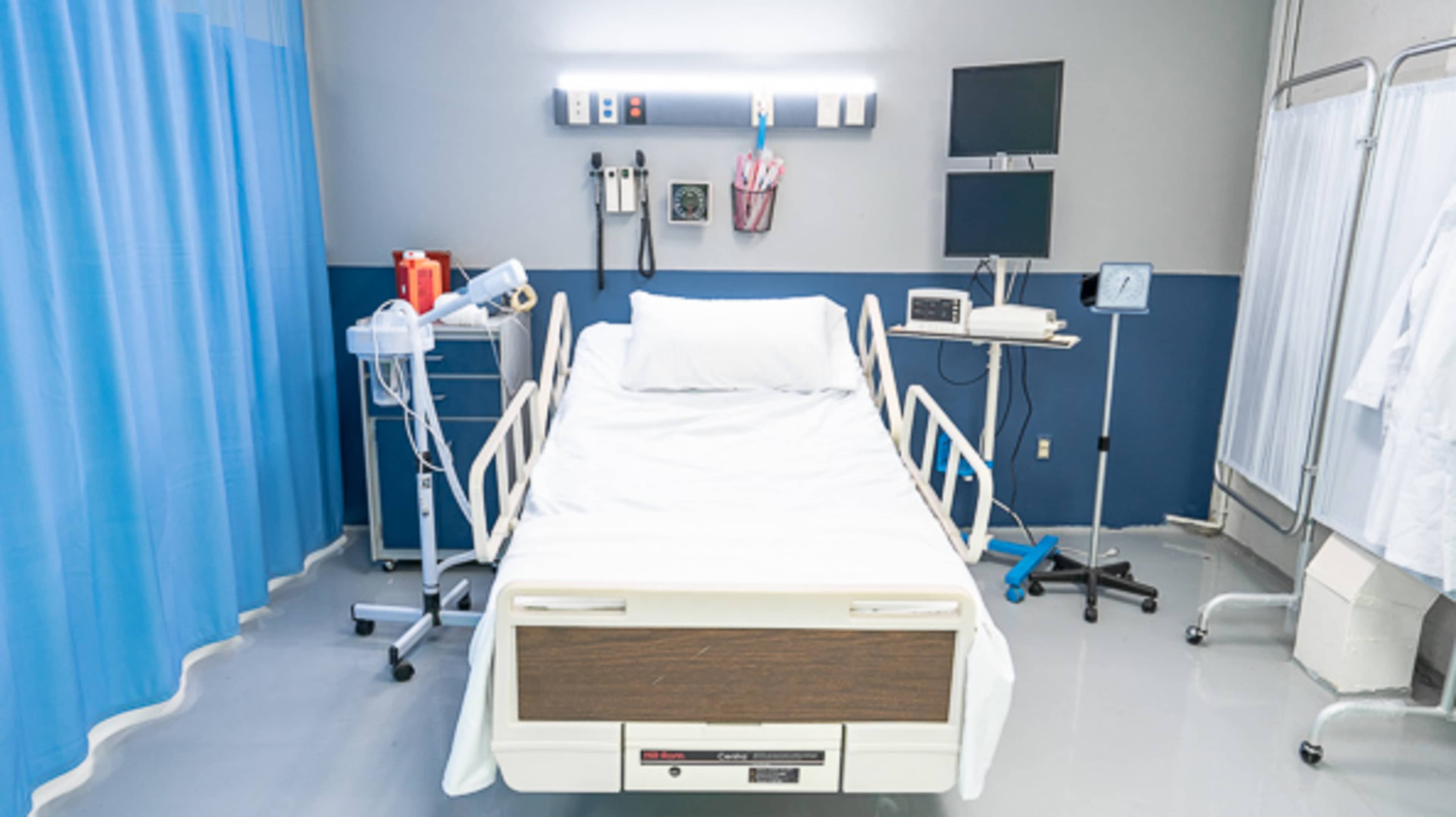 Hospital Room Image in Hollywood Beach, Sunrise, FL