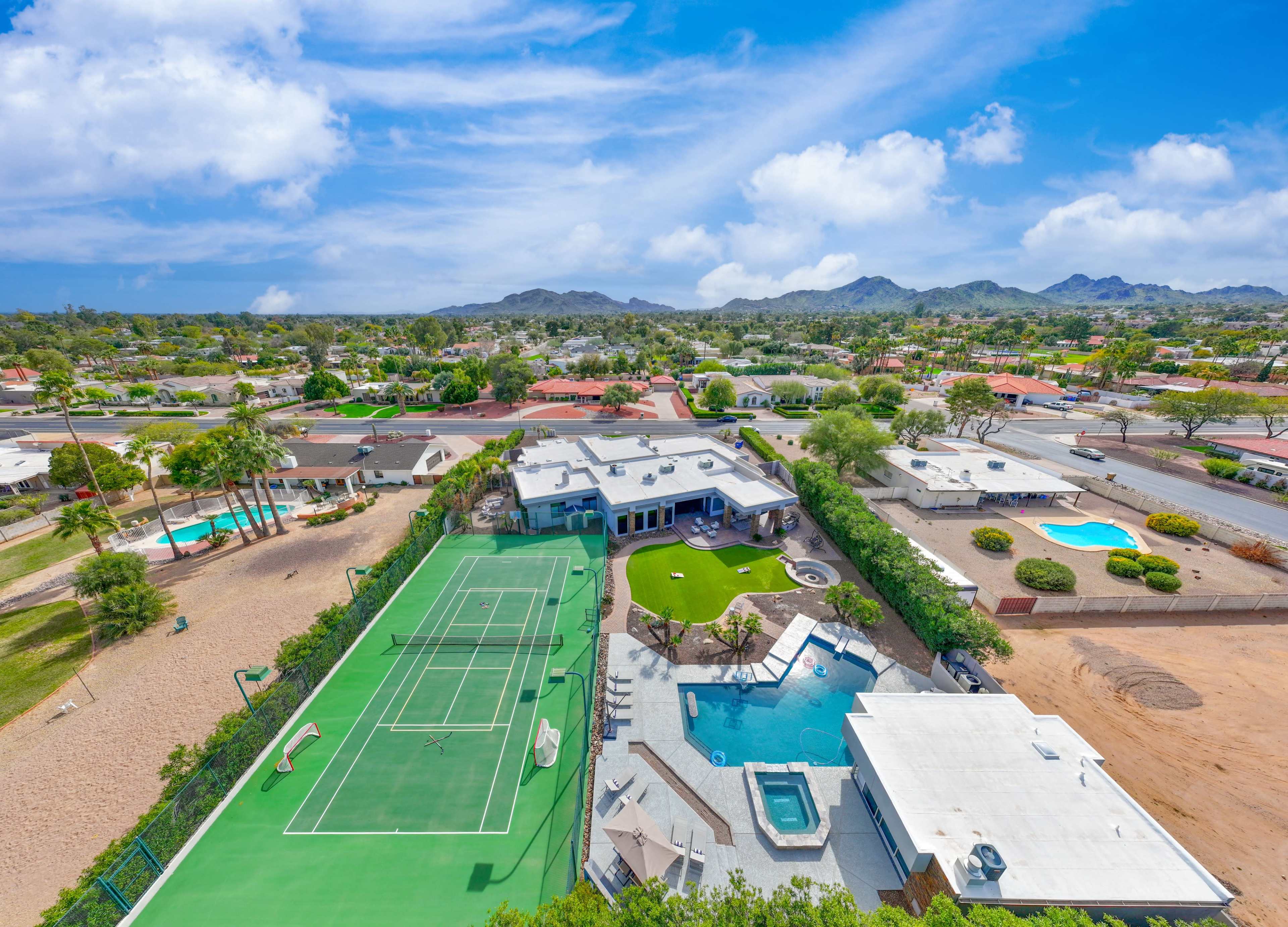 Desert Diamond | Pool | Hot Tub | Tennis | Fire Pit | Casita Suite Image in Paradise Valley Village, Scottsdale, AZ