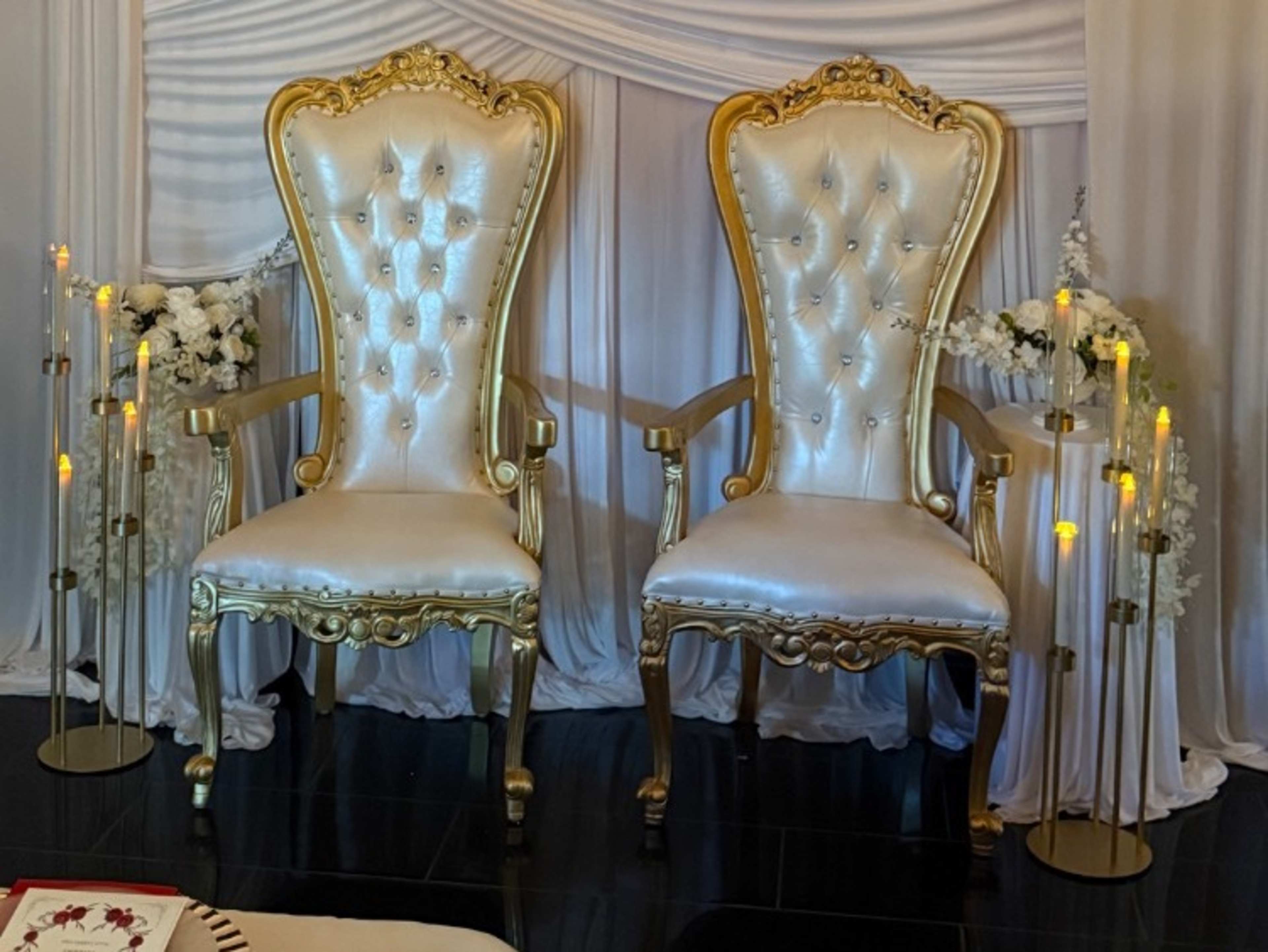 White & Gold throne chair 