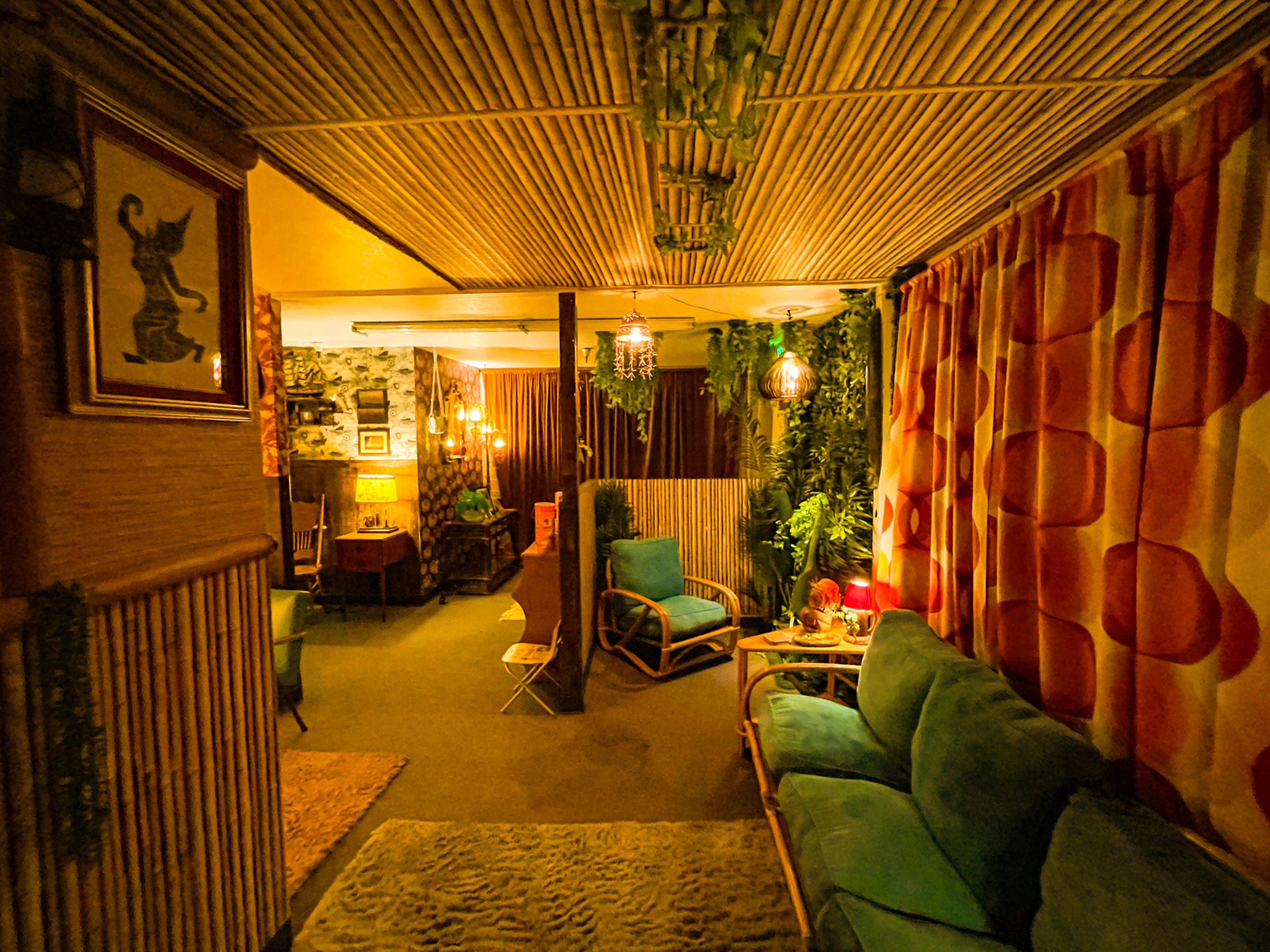 Retro-Tropical Hideaway with Vintage Charm & Whimsical Vibes Image in East Peralta, Oakland, CA