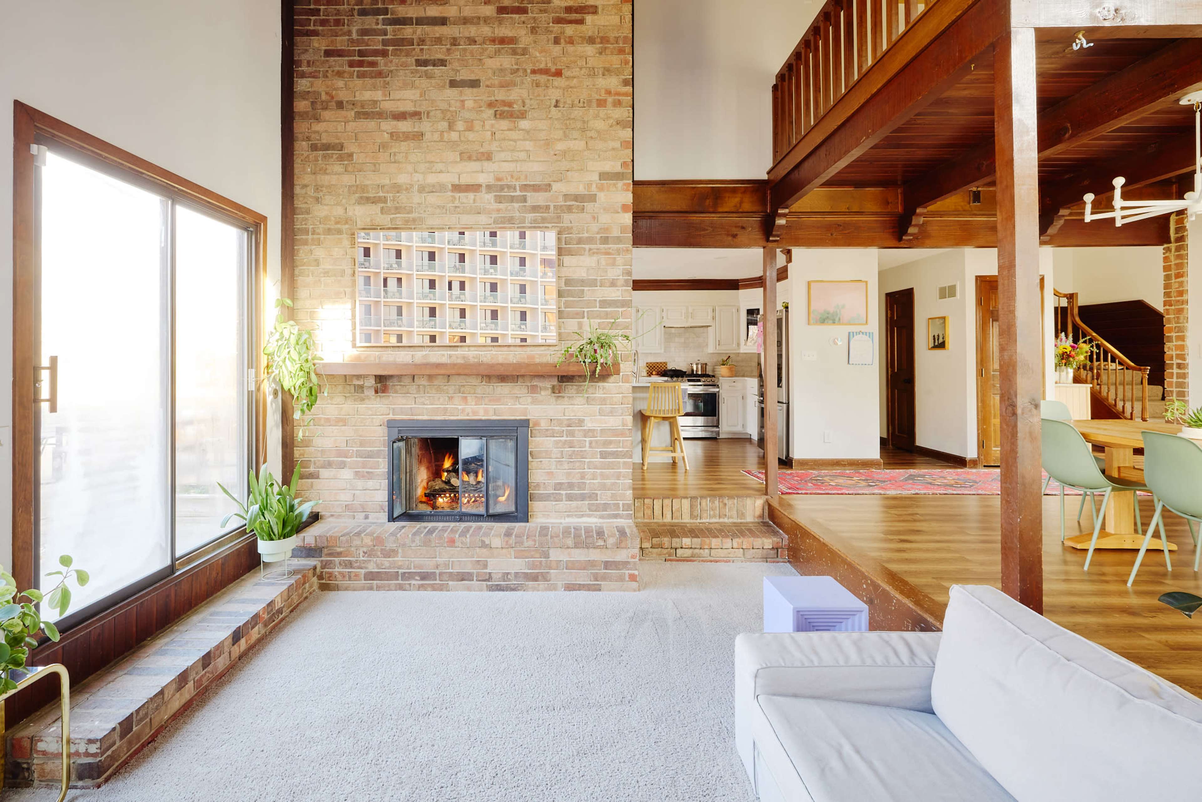 World Cup Luxury! Mid Century home/salt water pool Image in Highview Estates, Kansas City, MO