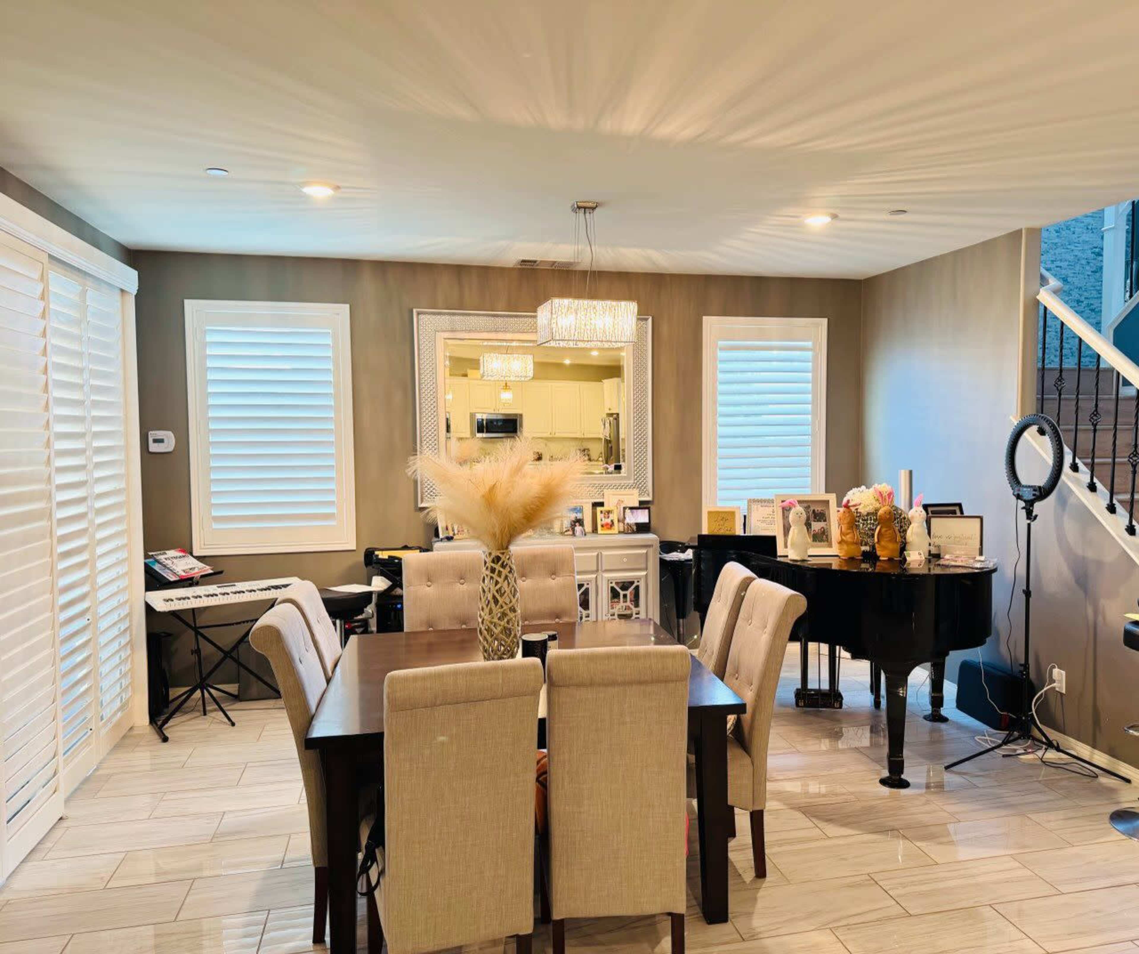 Elegant Home with Pool and Versatile Spaces for Events, Meetings, and Filming Image in Jurupa Valley, Jurupa Valley, CA