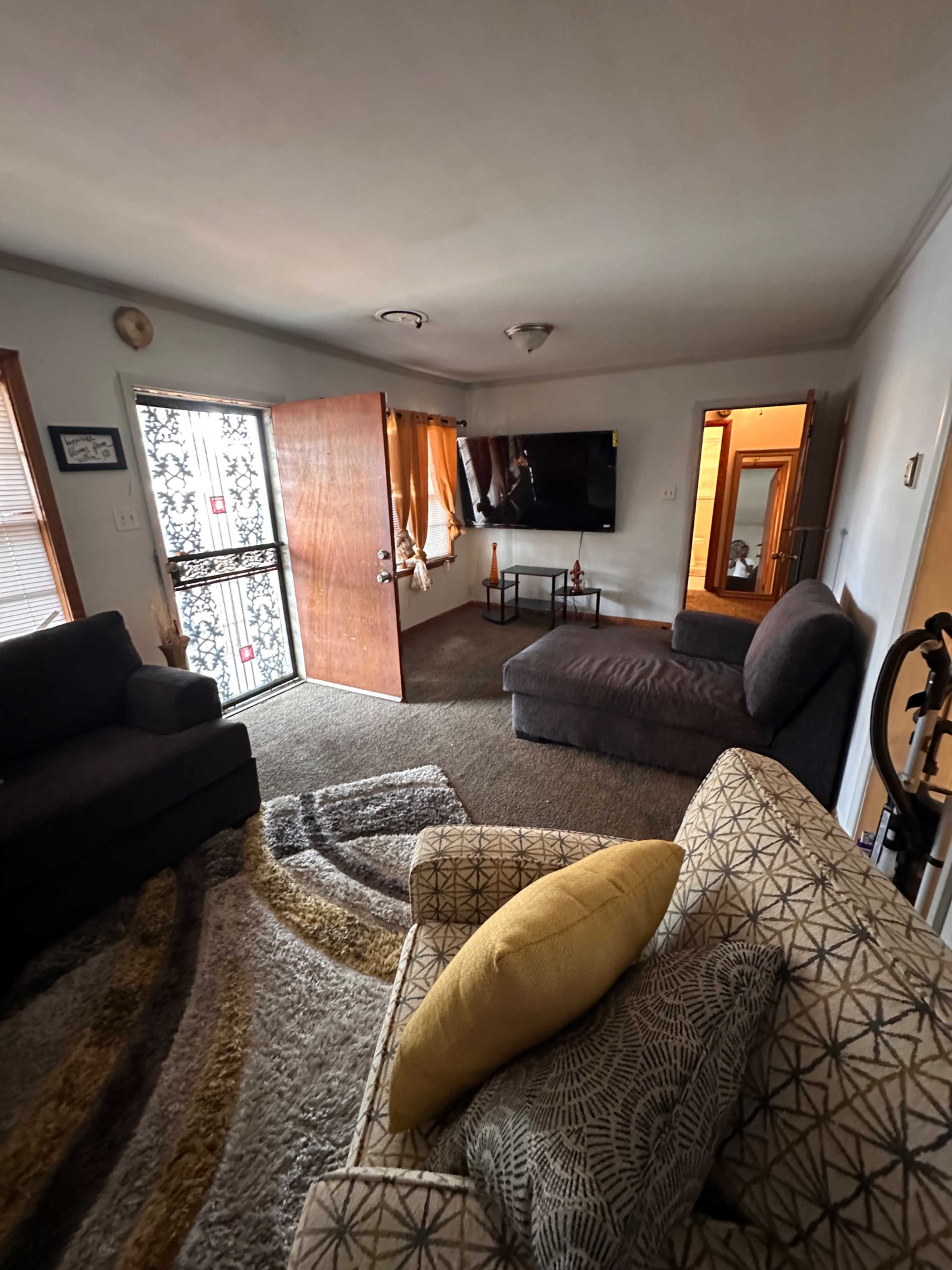 The Hideaway Hunch Image in Whitehaven, Memphis, TN