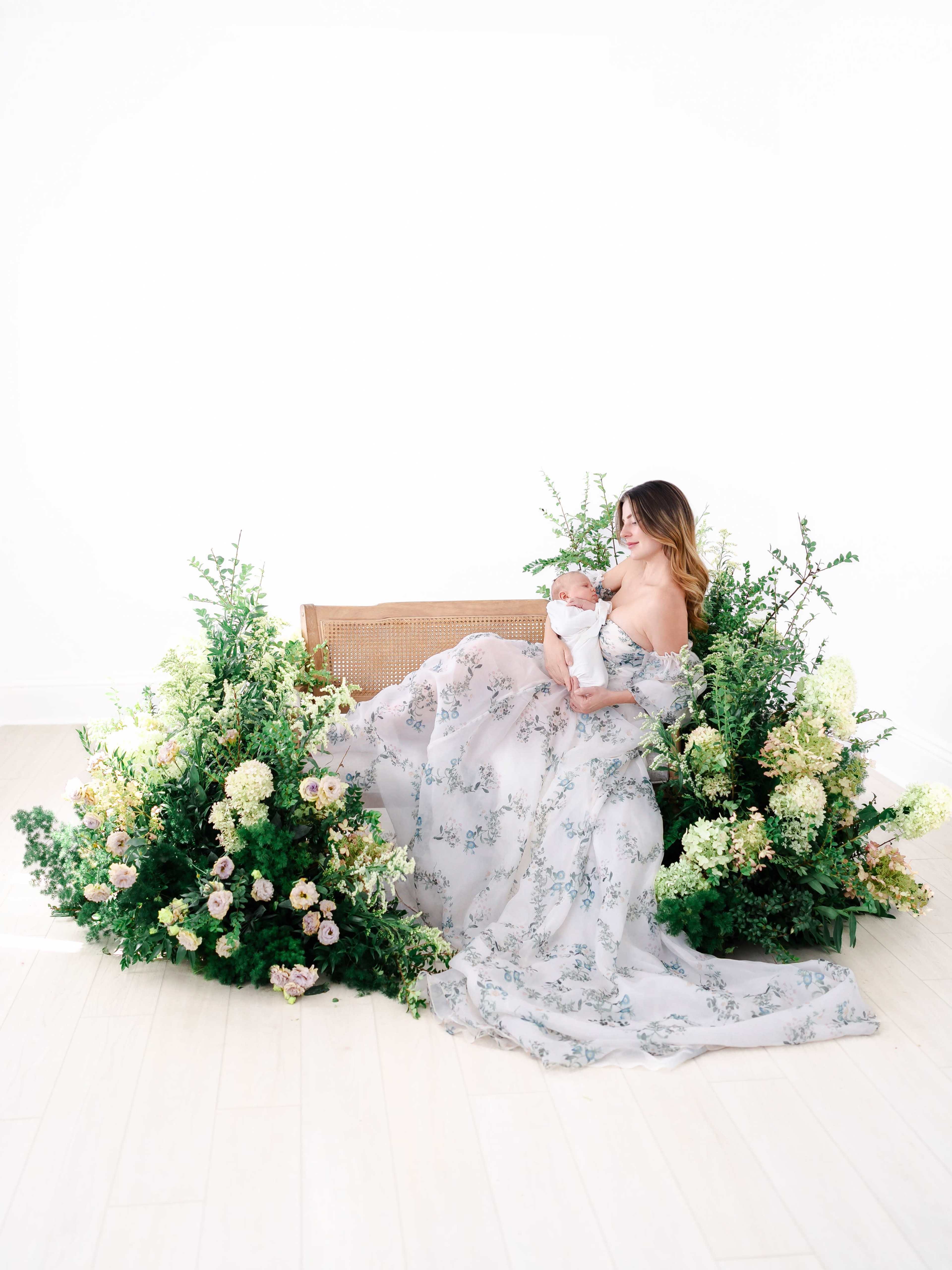 white light and airy studio with Large windows and vaulted ceilings. historical building Image in Benicia, Benicia, CA