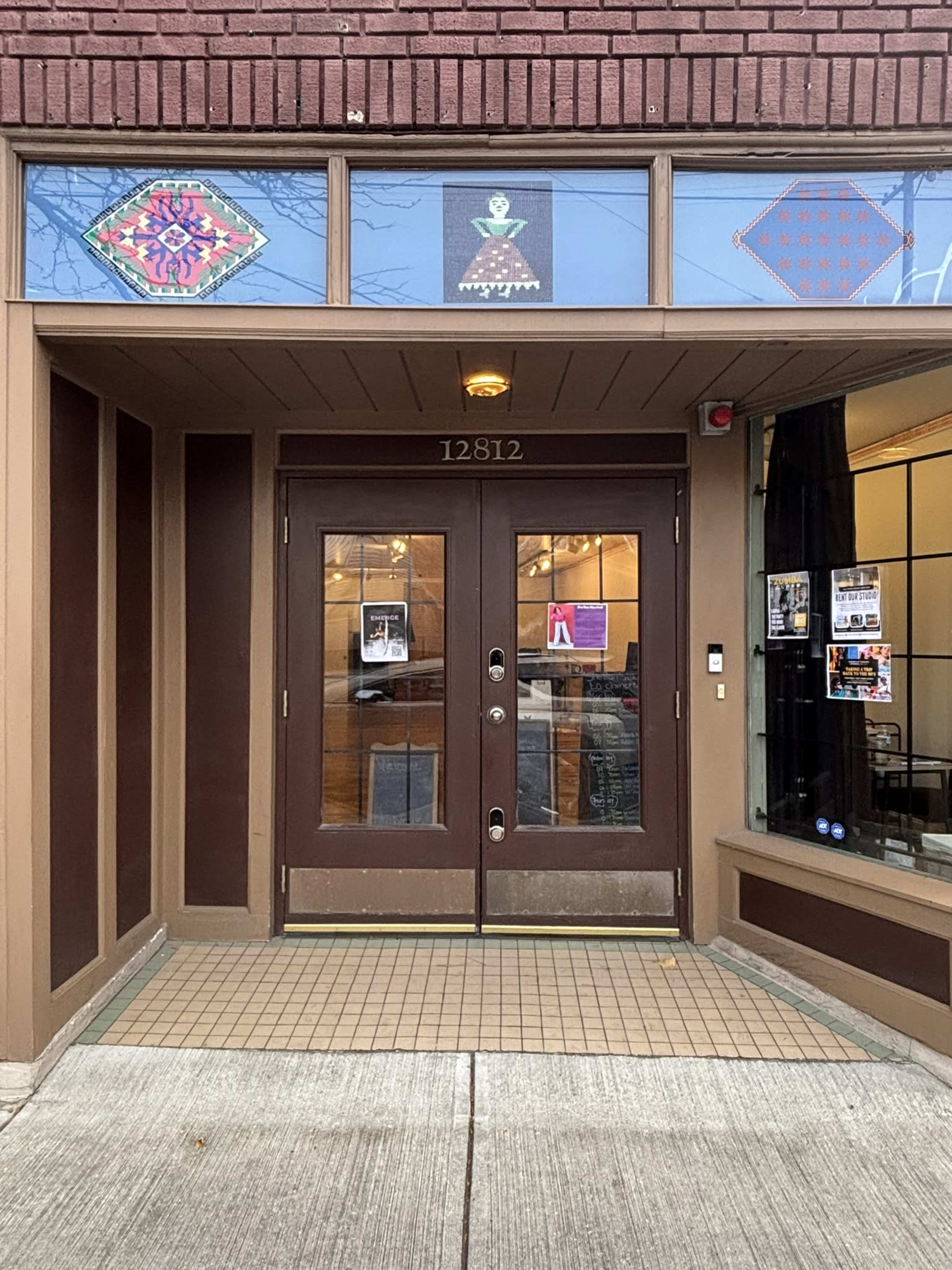 Spacious Studio with Natural Light and Beautiful Hardwood Floors Image in Buckeye - Shaker, Cleveland, OH