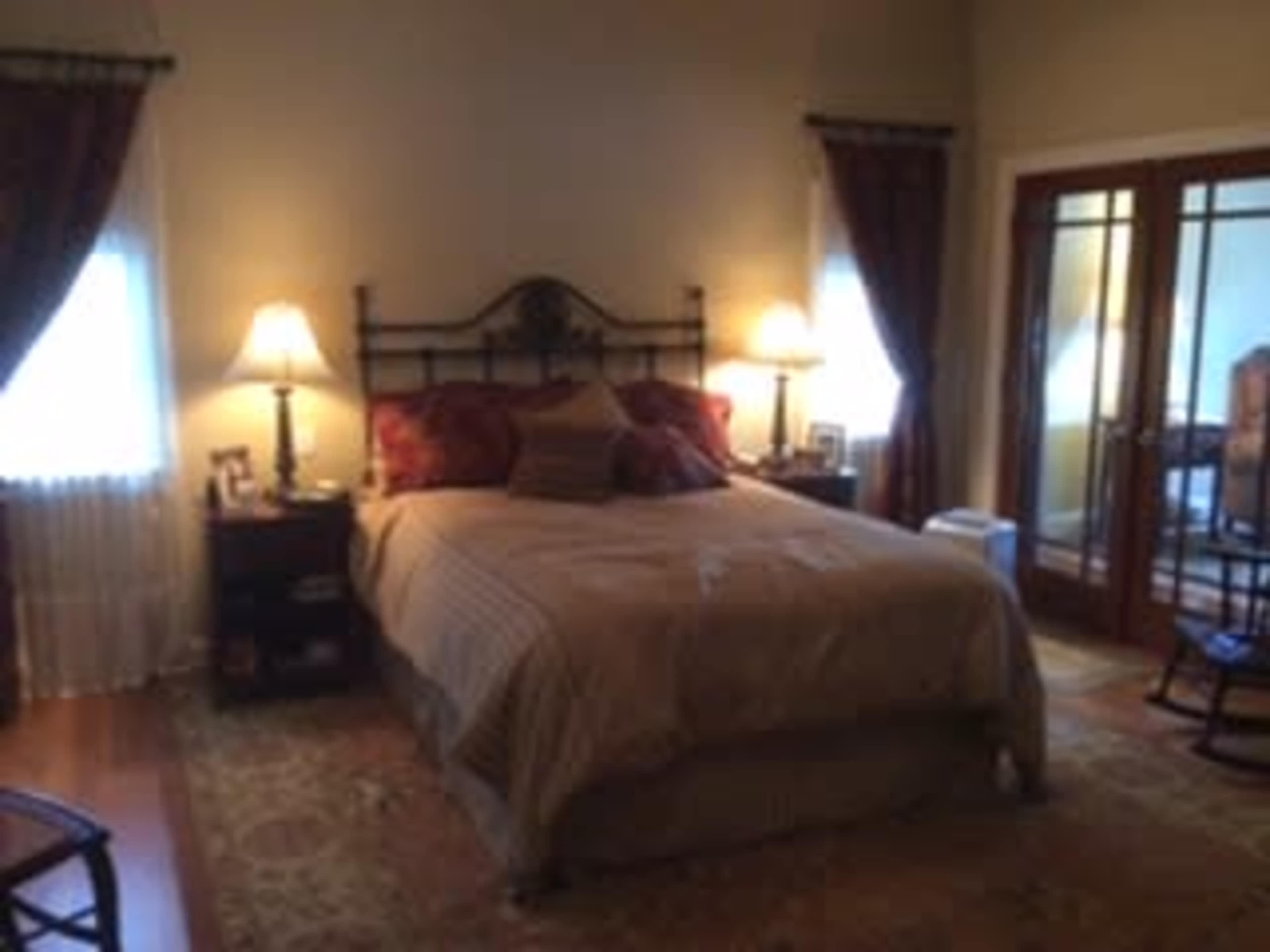 Waterfront 1930s home 15 miles west of Boston Image in Cochituate, Wayland, MA