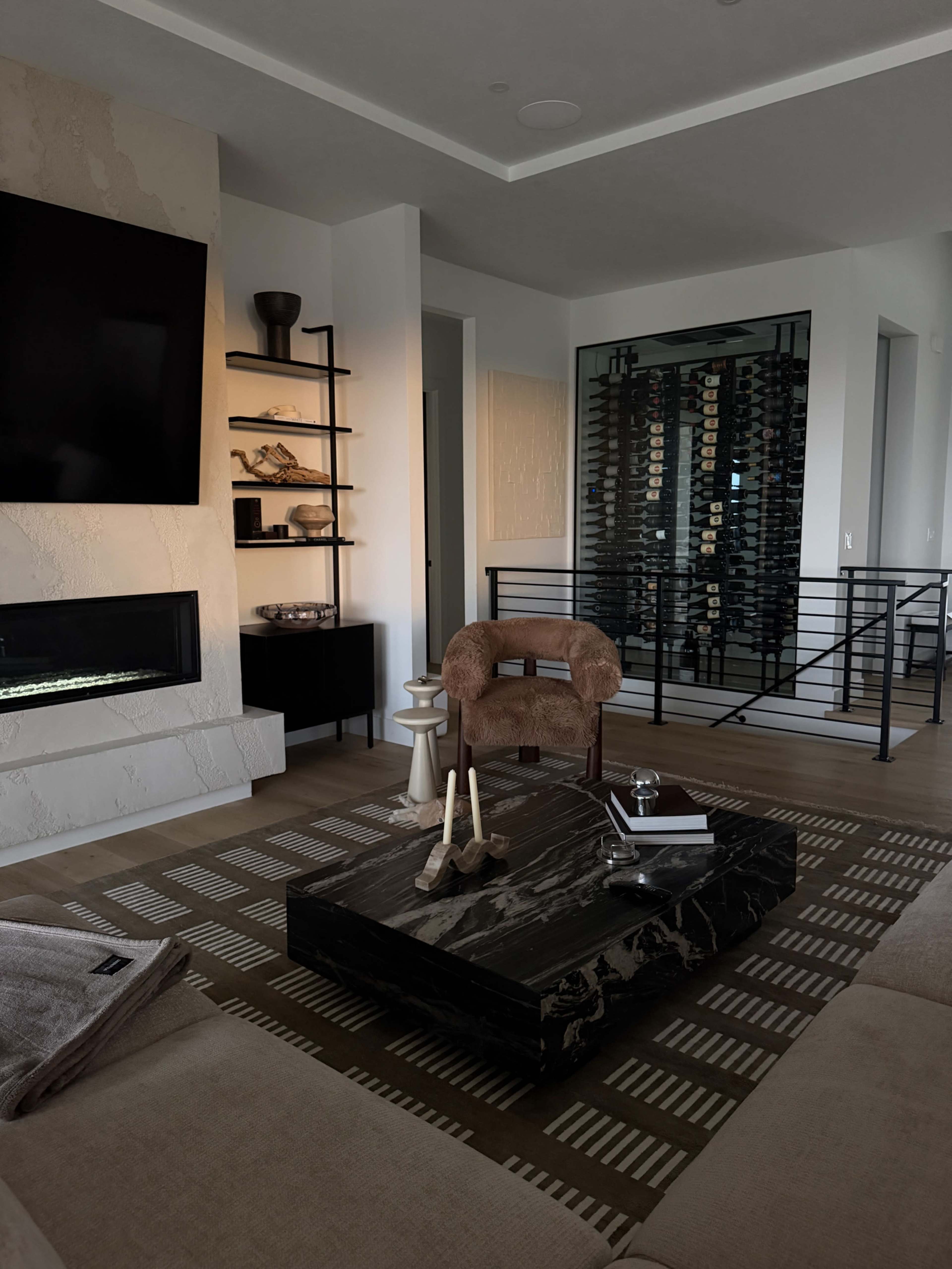 Gorgeous kitchen and living room Image in Kennewick, Kennewick, WA