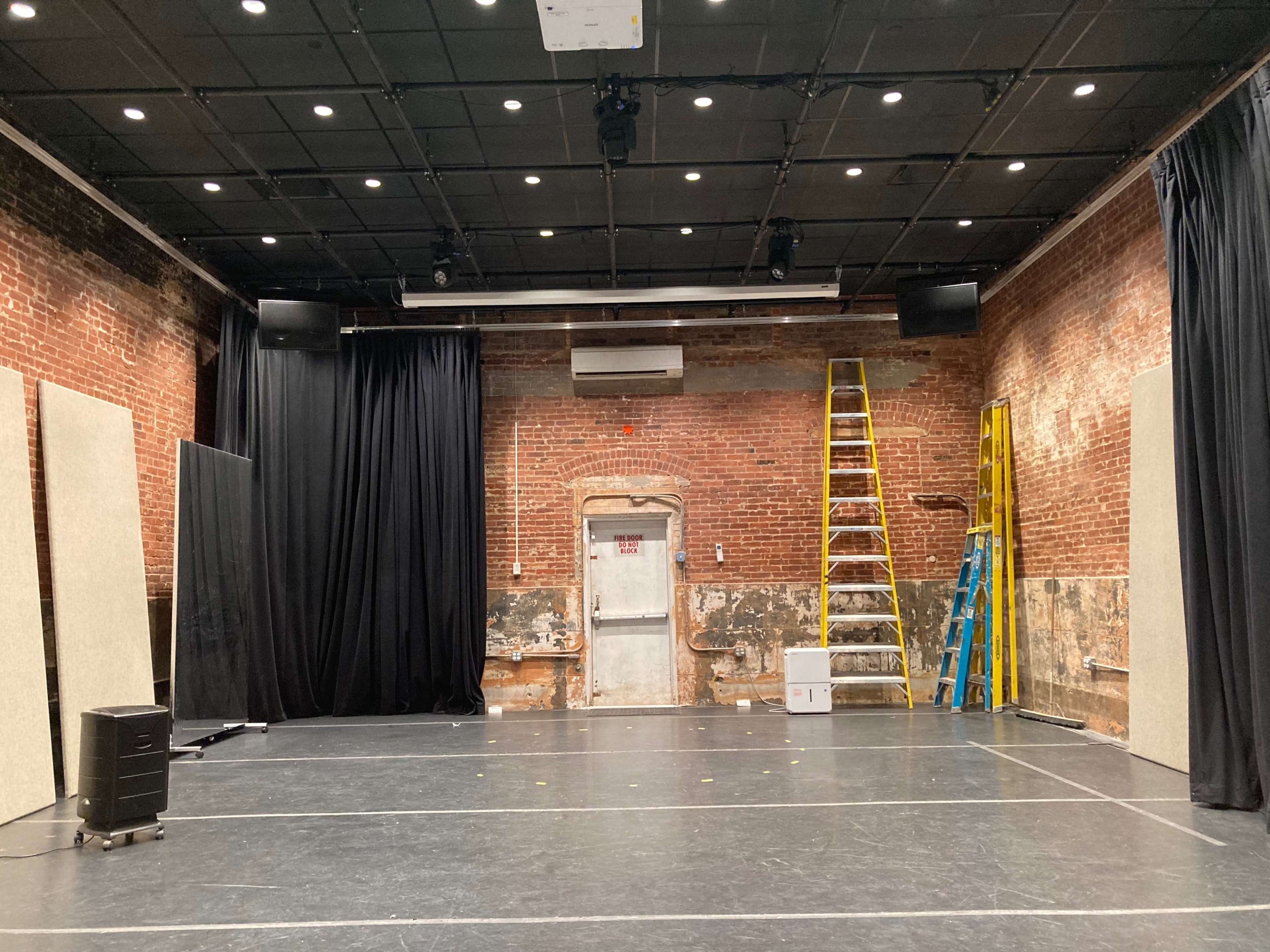 Upper East Side Historic Art Studio Image in Lenox Hill, New York, NY