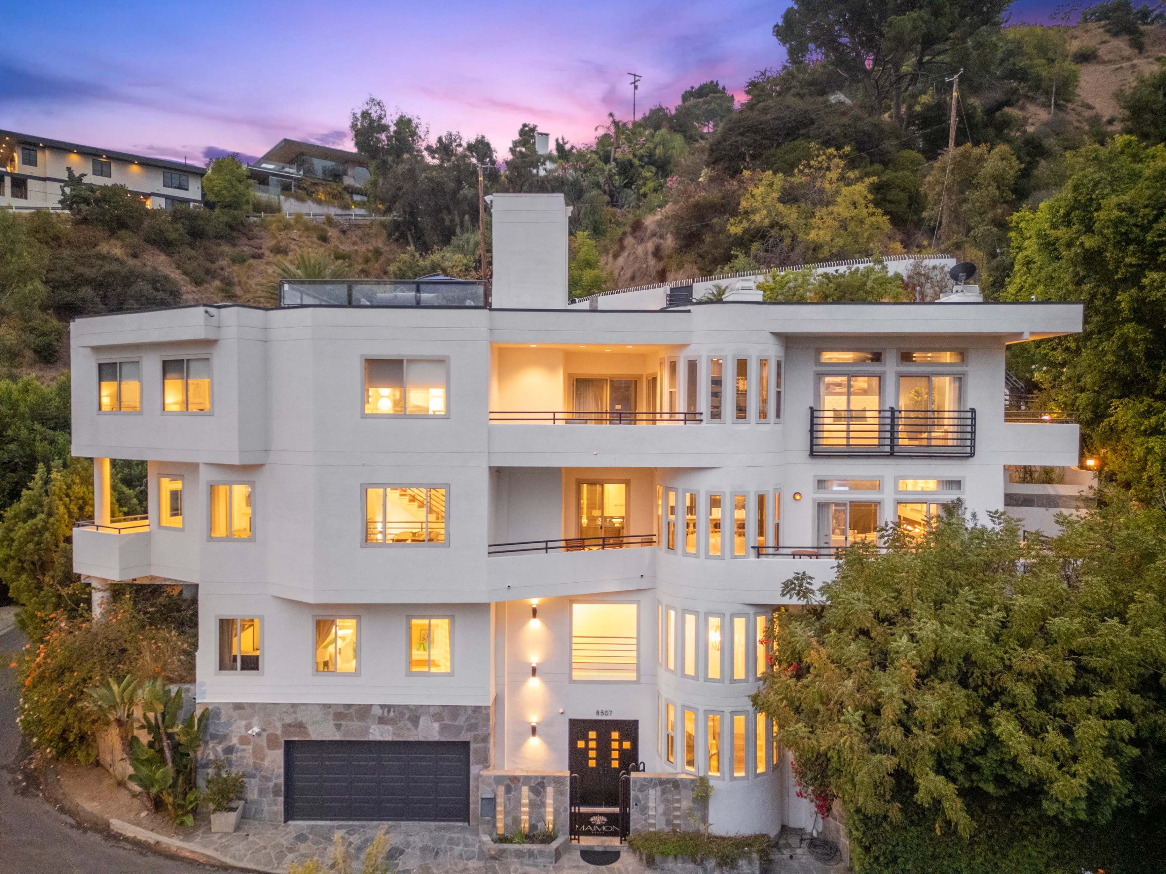 FRANKLIN MEDITERRANEAN W. HOLLYWOOD VILLA Image in Central LA, Los Angeles, CA