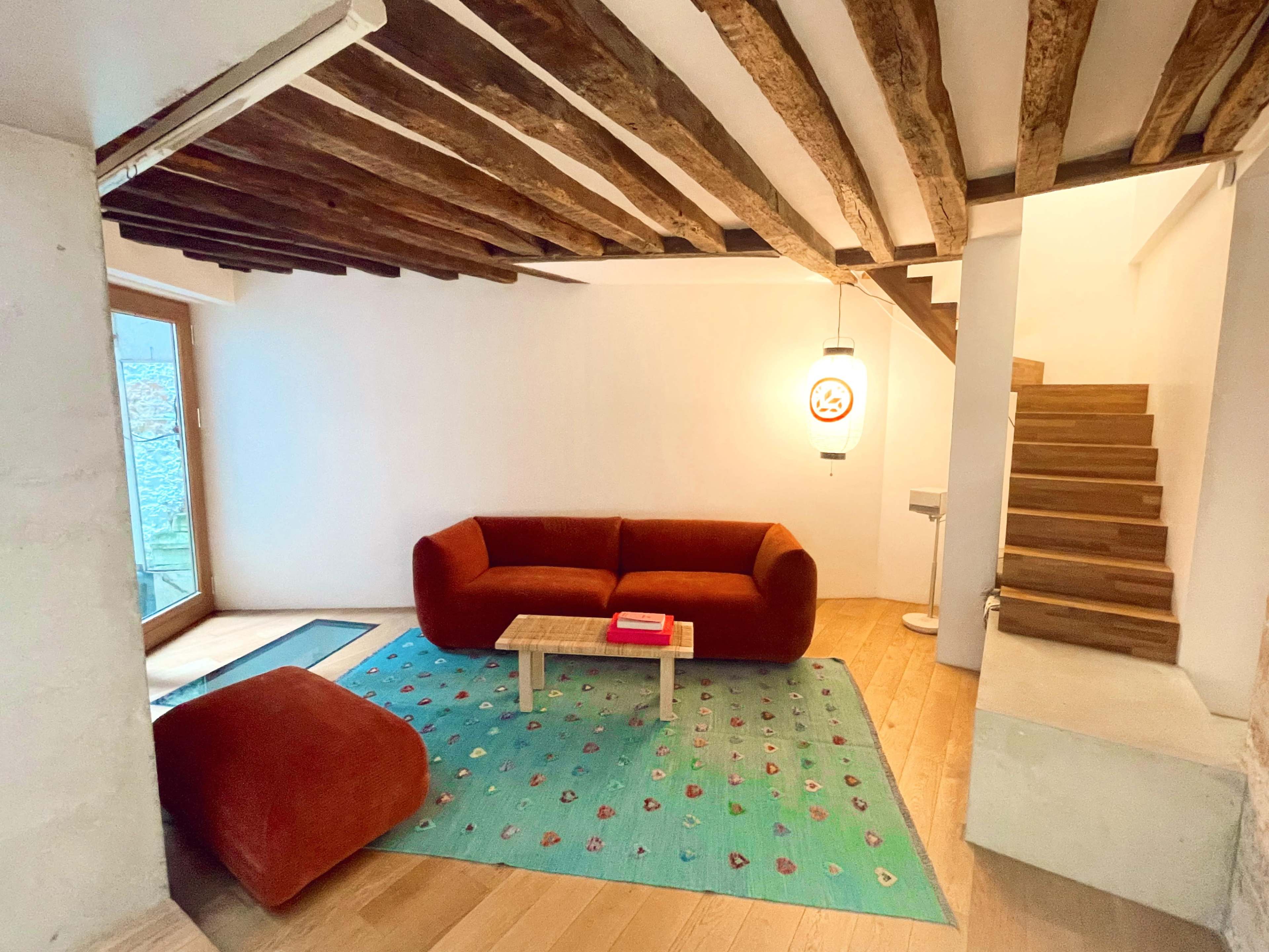 Large Versatile Studio-Style Apartment for Video Productions in the center of Paris Image dans Sentier, Paris, 