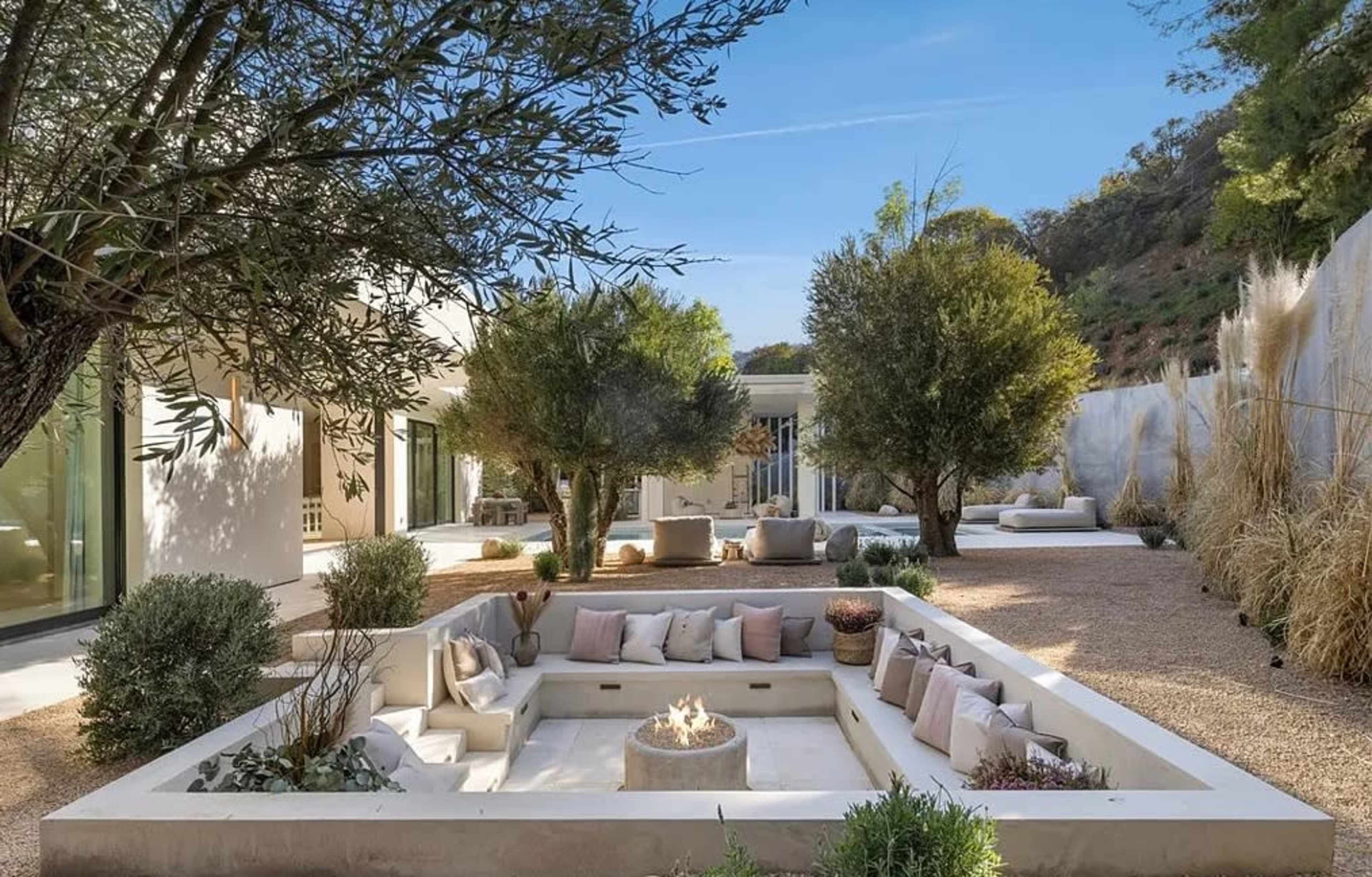MODERN ZEN OASIS WITH LUXE COURTYARD Image in Encino, Los Angeles, CA