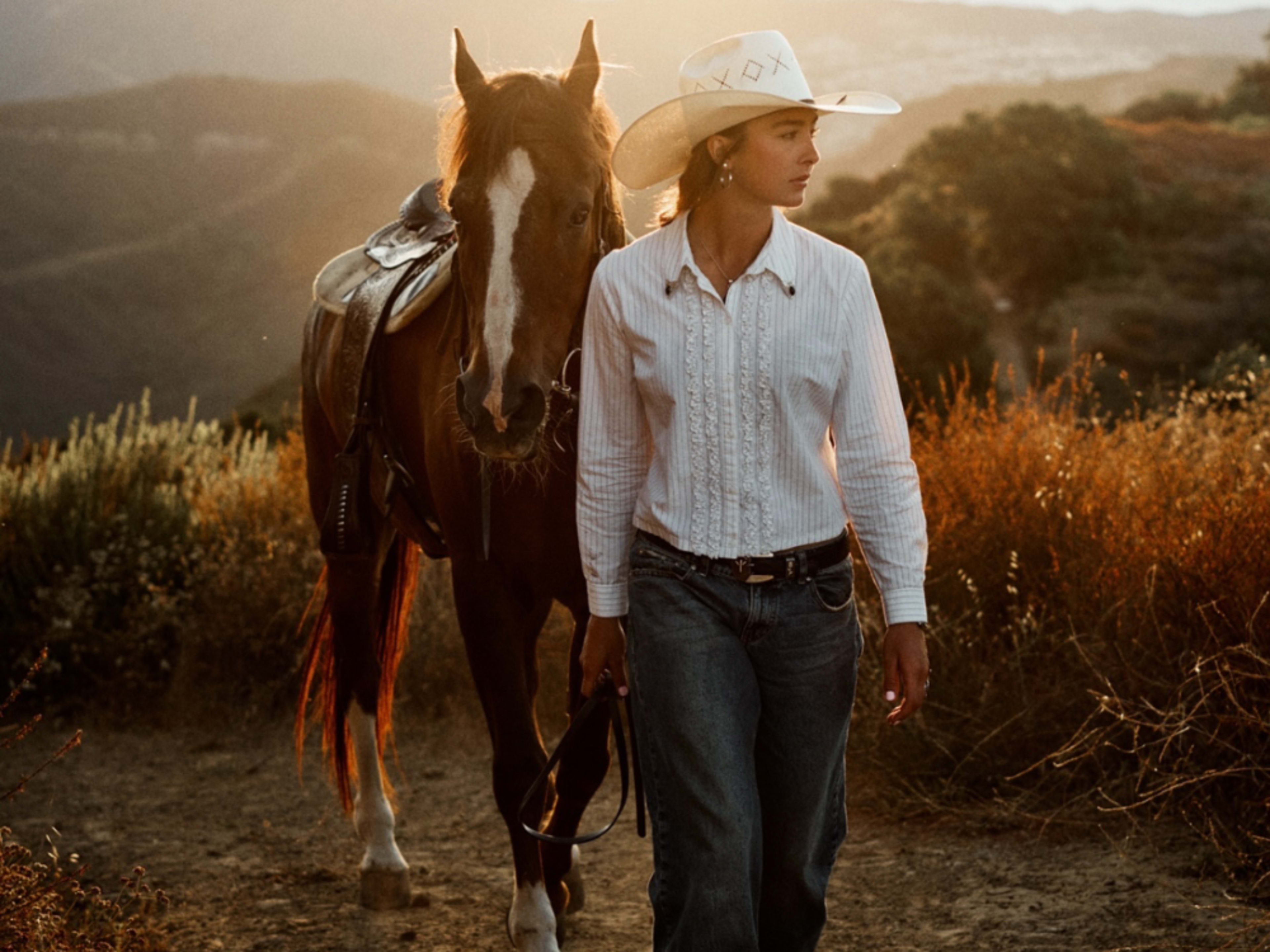 Horses/Donkeys as Background (no riding)