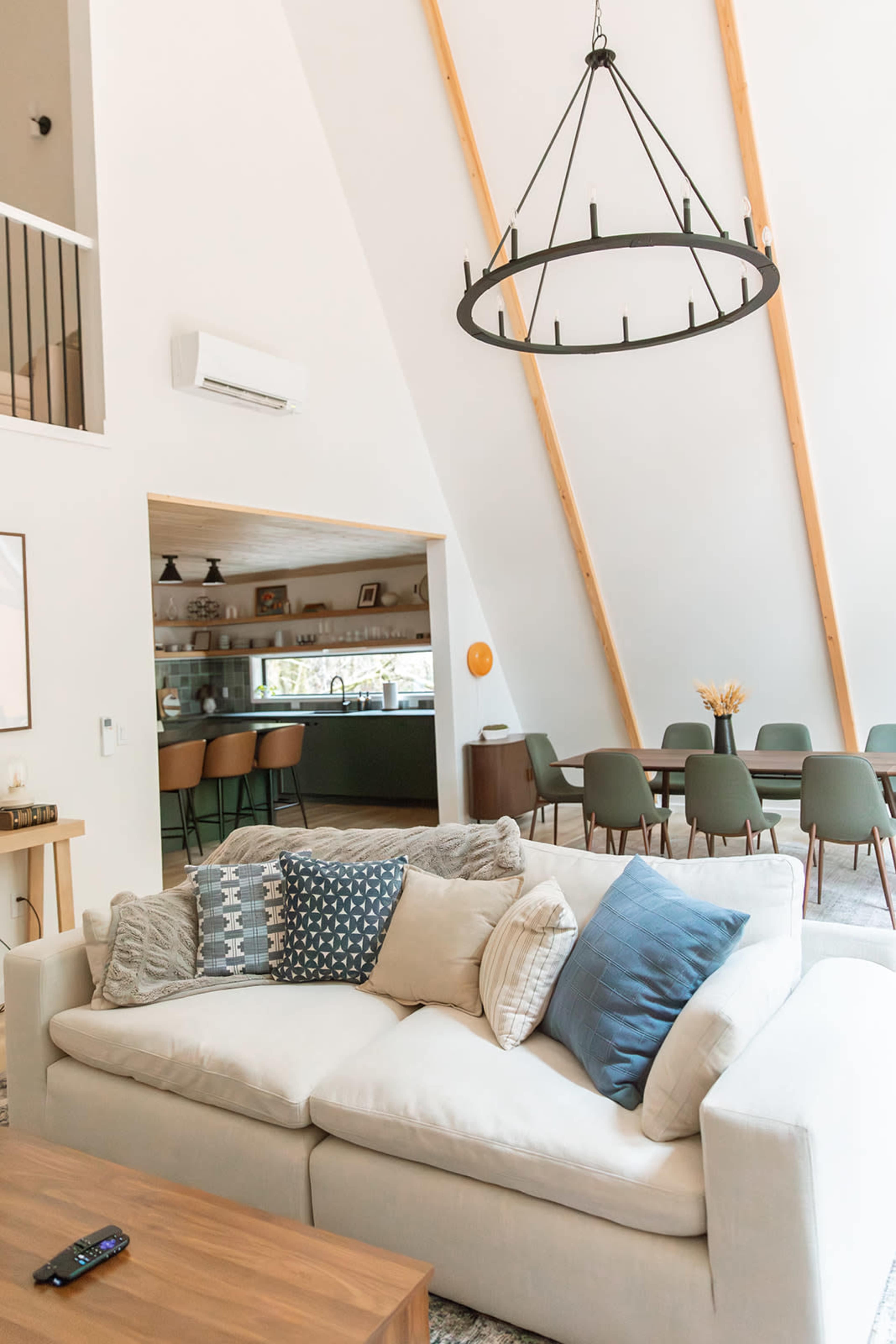 Luxury A-Frame on Mt Hood Image in Mount Hood Village, Rhododendren, CA