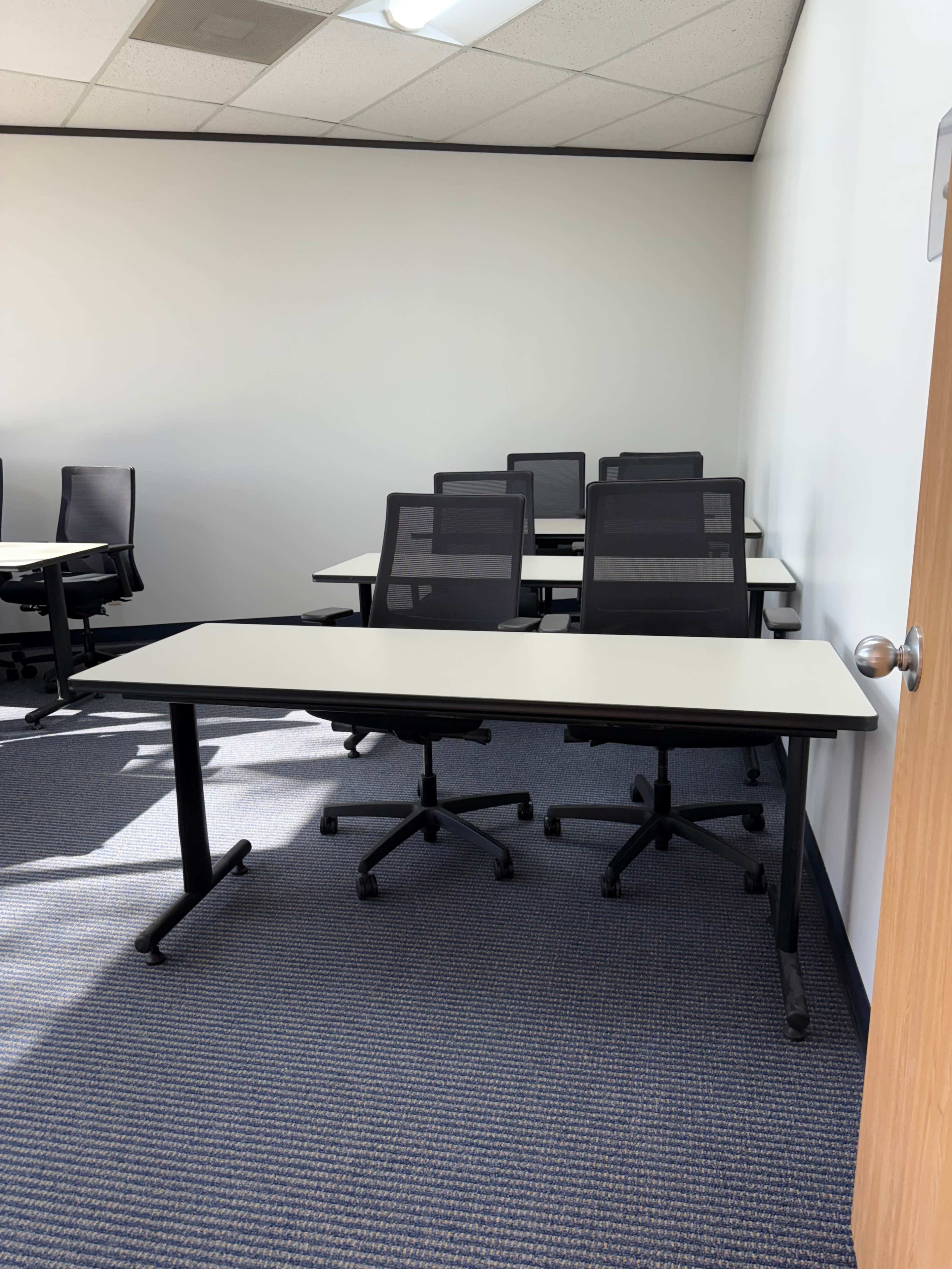 Office Meeting Space Near the Woodlands/Spring Image in Northchase Park, HOUSTON, TX