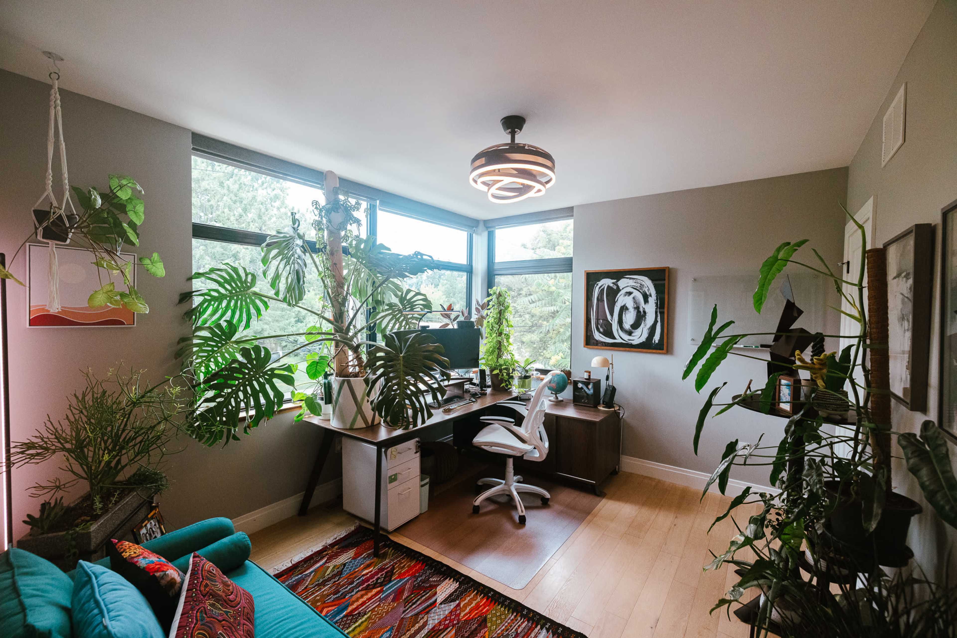 Luxury Home in North End Image in North End East, Hamilton, ON