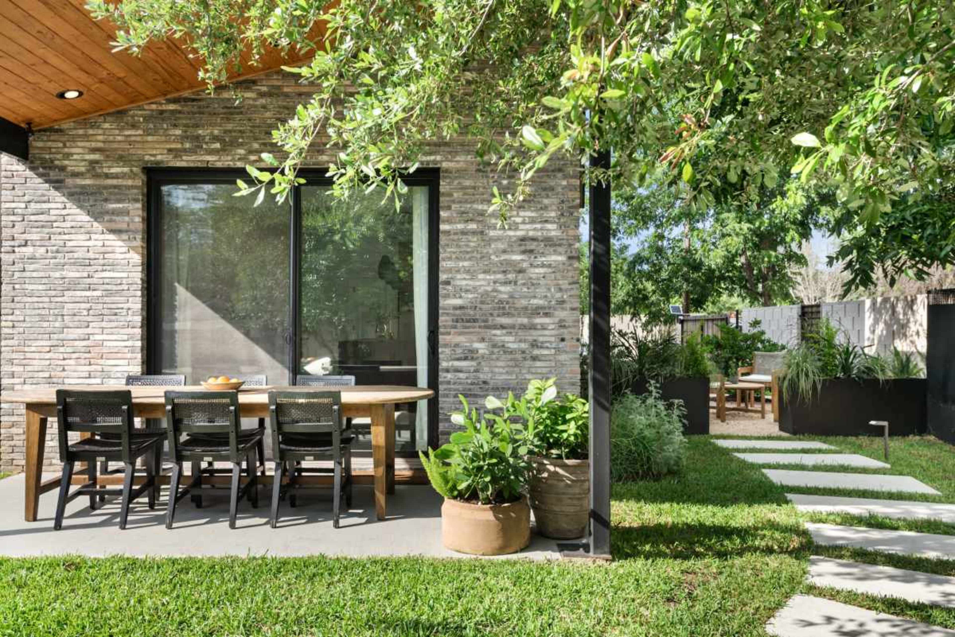 Unique Urban Oasis Image in South Manchaca, Austin, TX