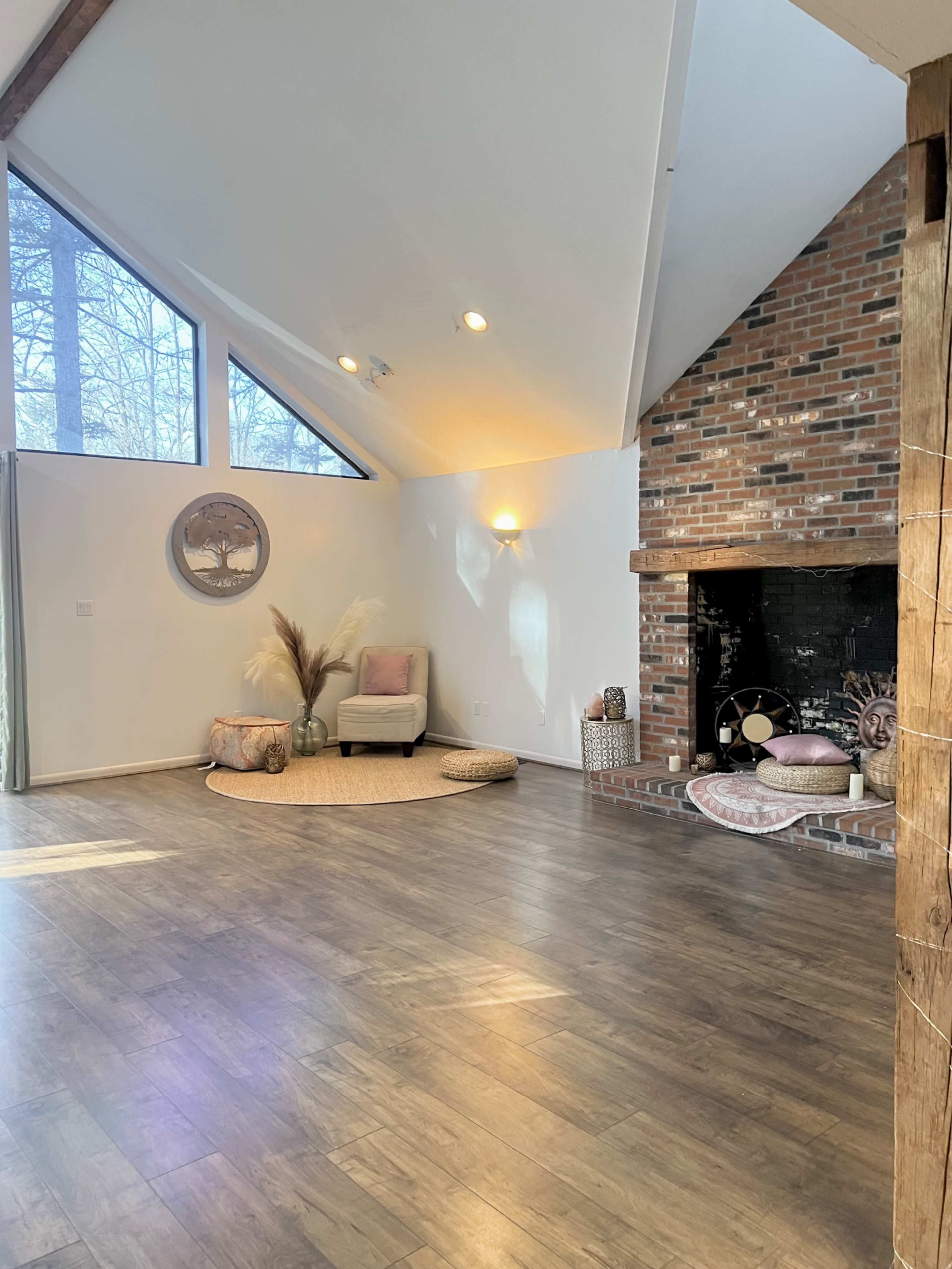 Awakening Room Image in Avon, Avon, CT