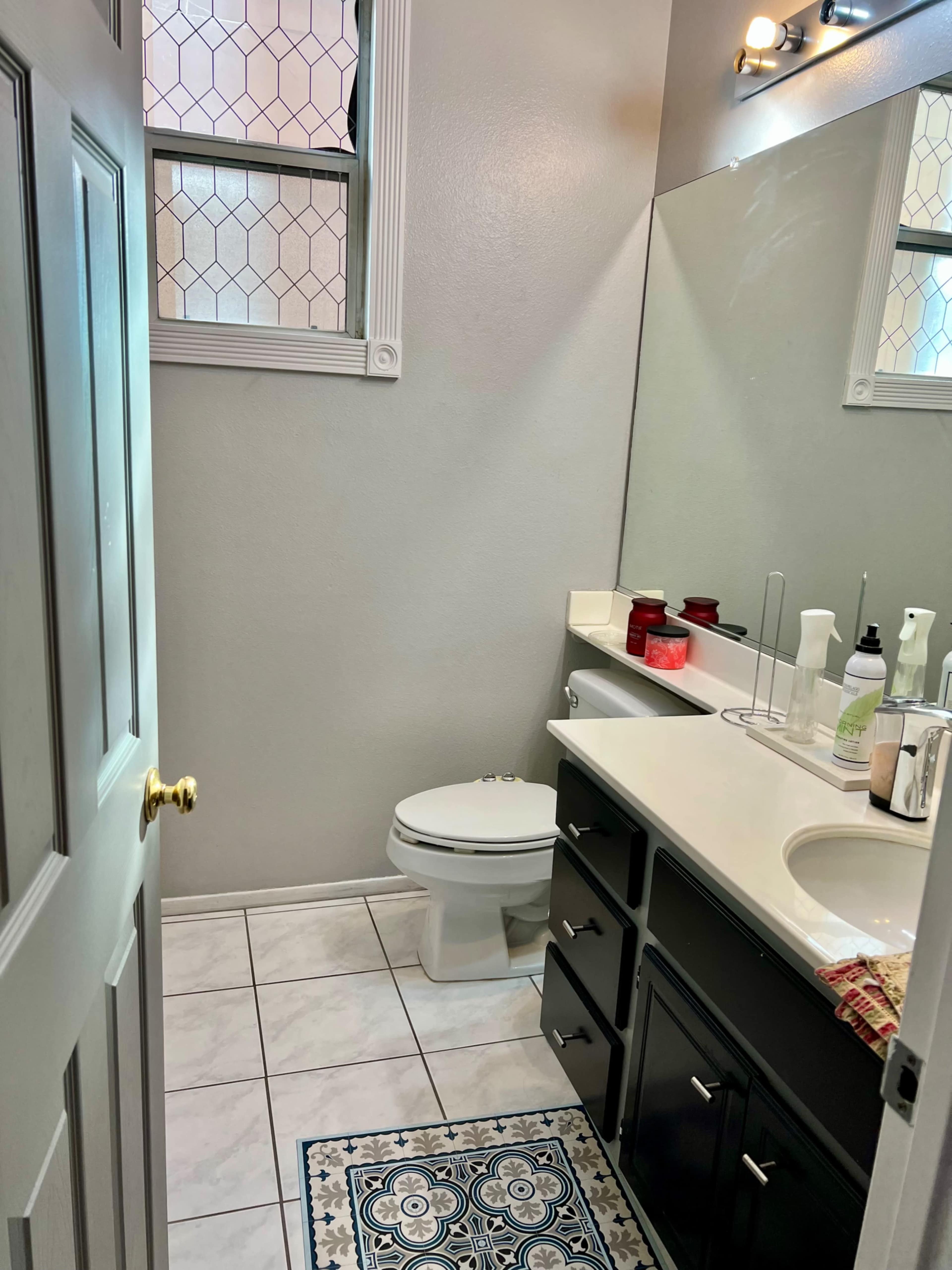 House with Period Sets and Fully Equipped Wardrobe Studio for Photography and Filming Image in Rancho Cucamonga, Rancho Cucamonga, CA