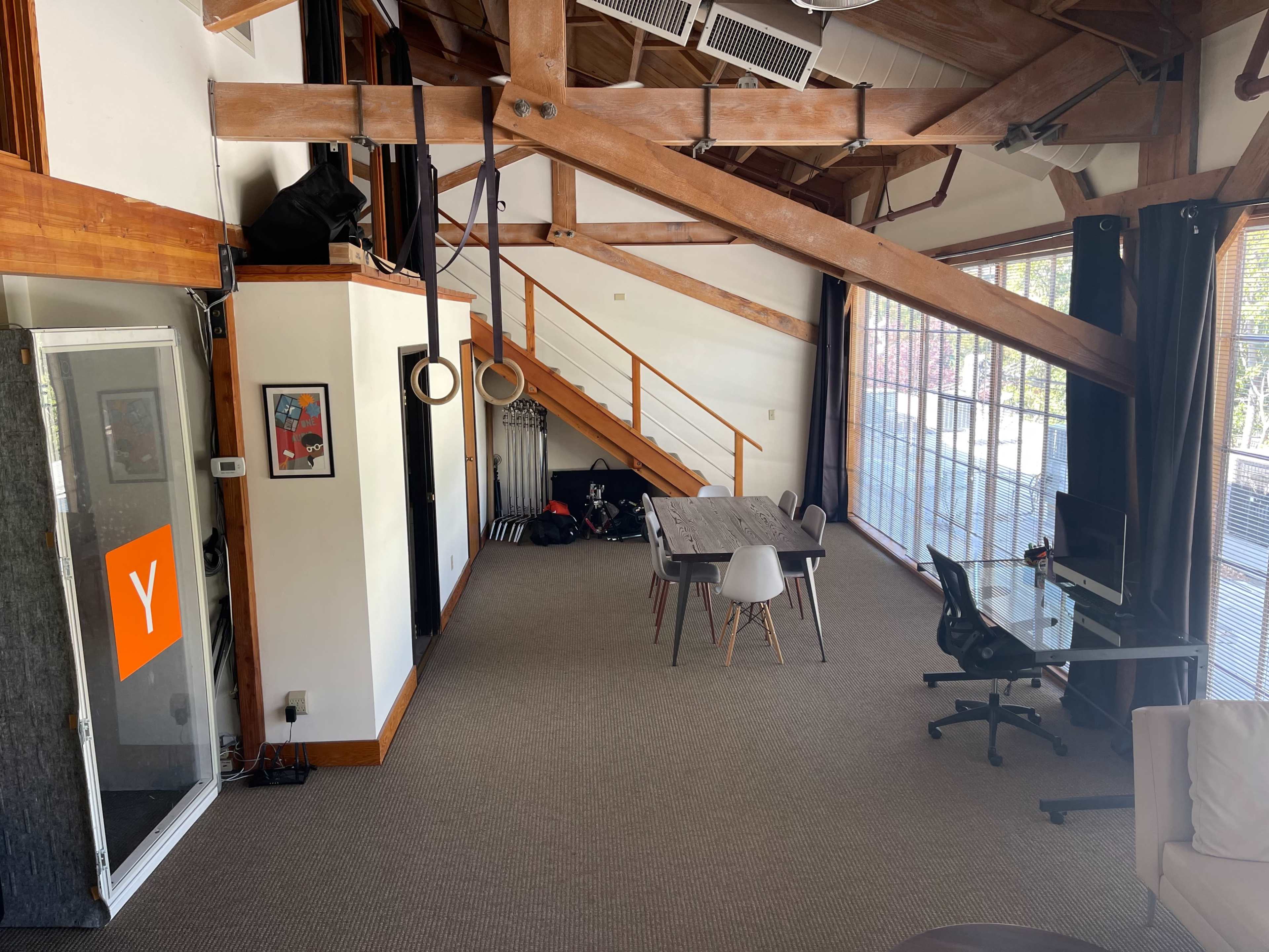 Spacious film studio – cameras, lights, equipment available Image in Southwest Berkeley, Berkeley, CA