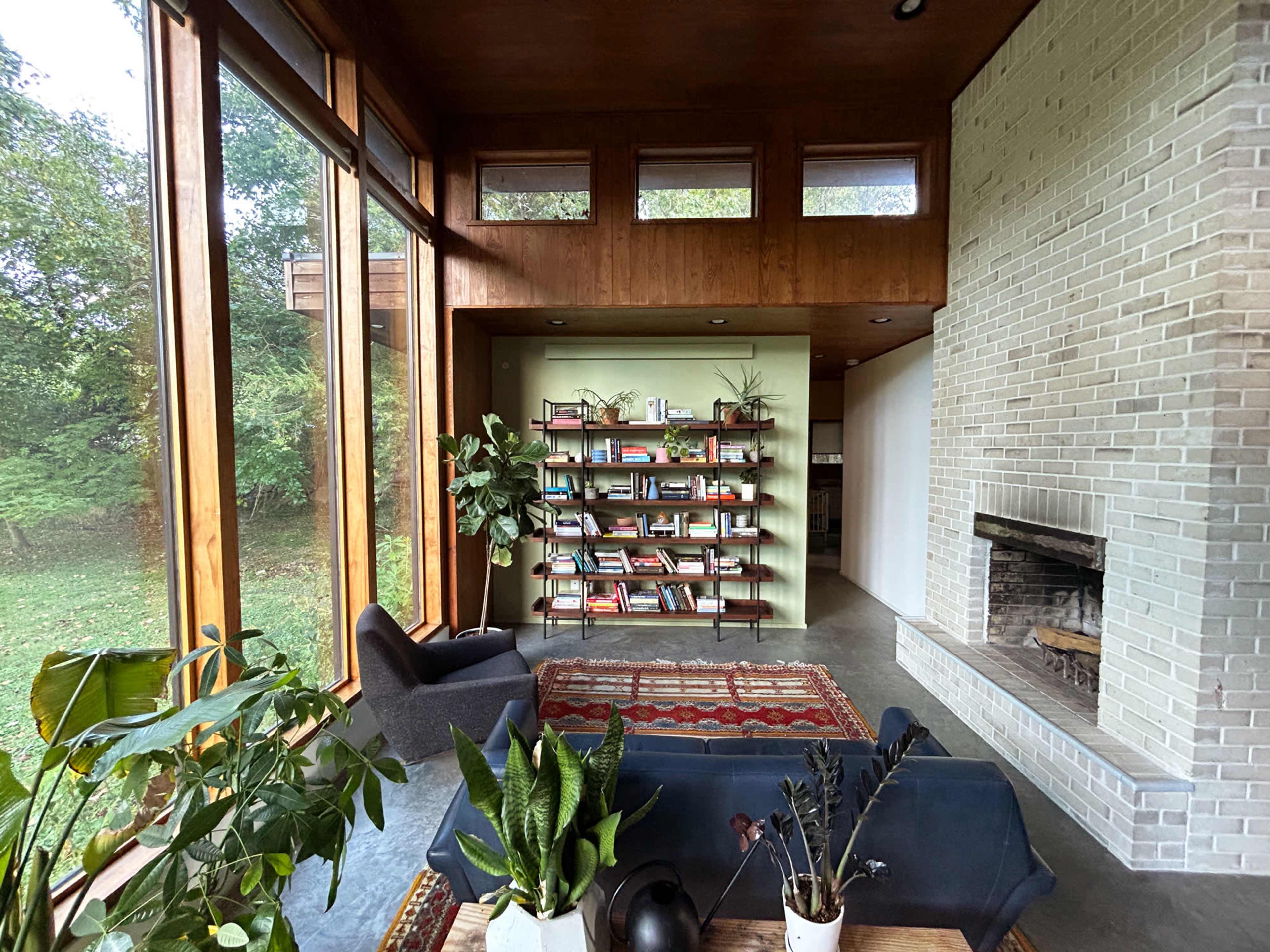 Midcentury Modern with Personality · East Nashville Image in East Nashville, NASHVILLE, TN
