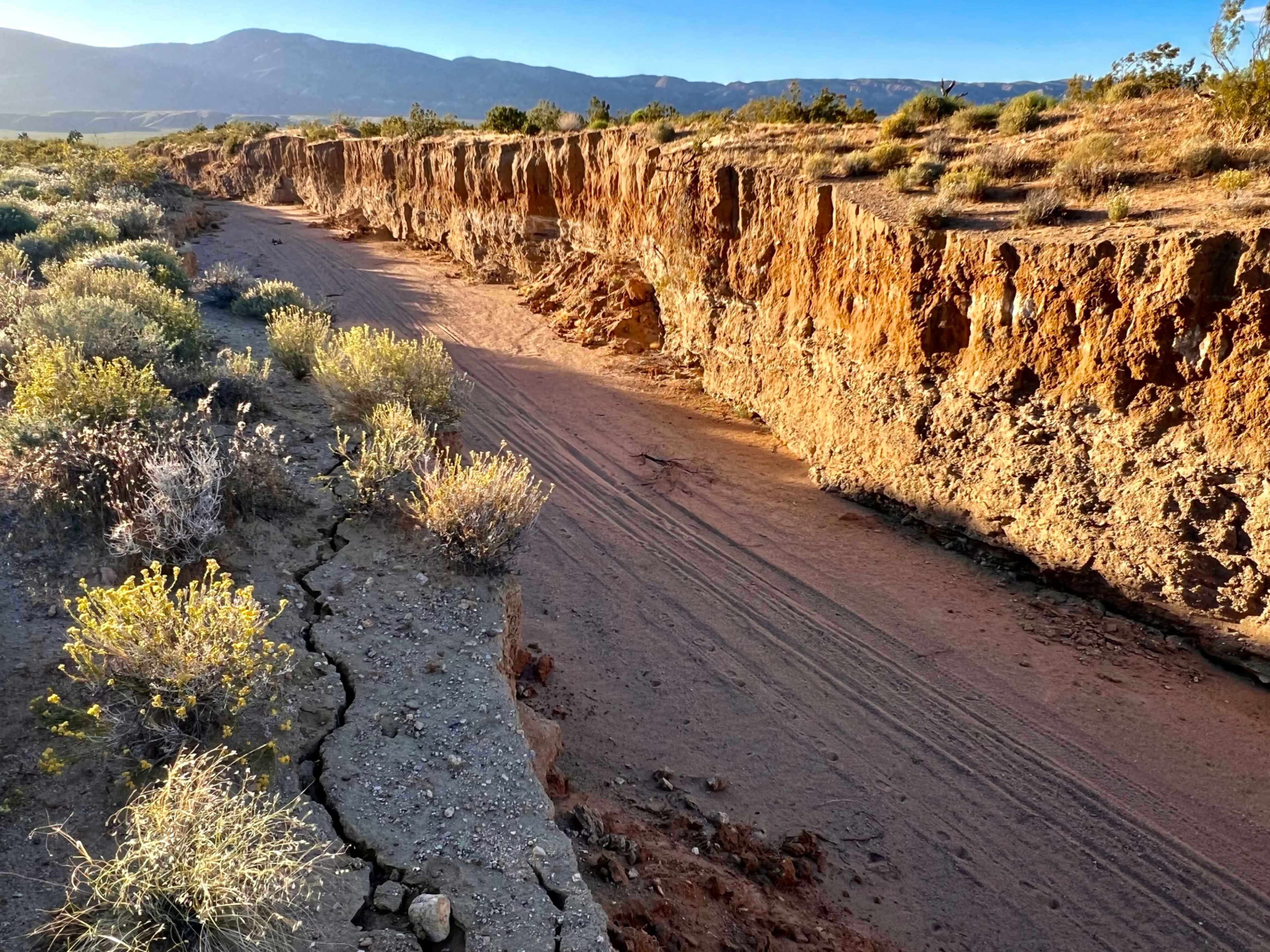Star Canyon - 40 Acre Mojave Desert Canyons with Mountain Views Image in Mojave, Mojave, CA