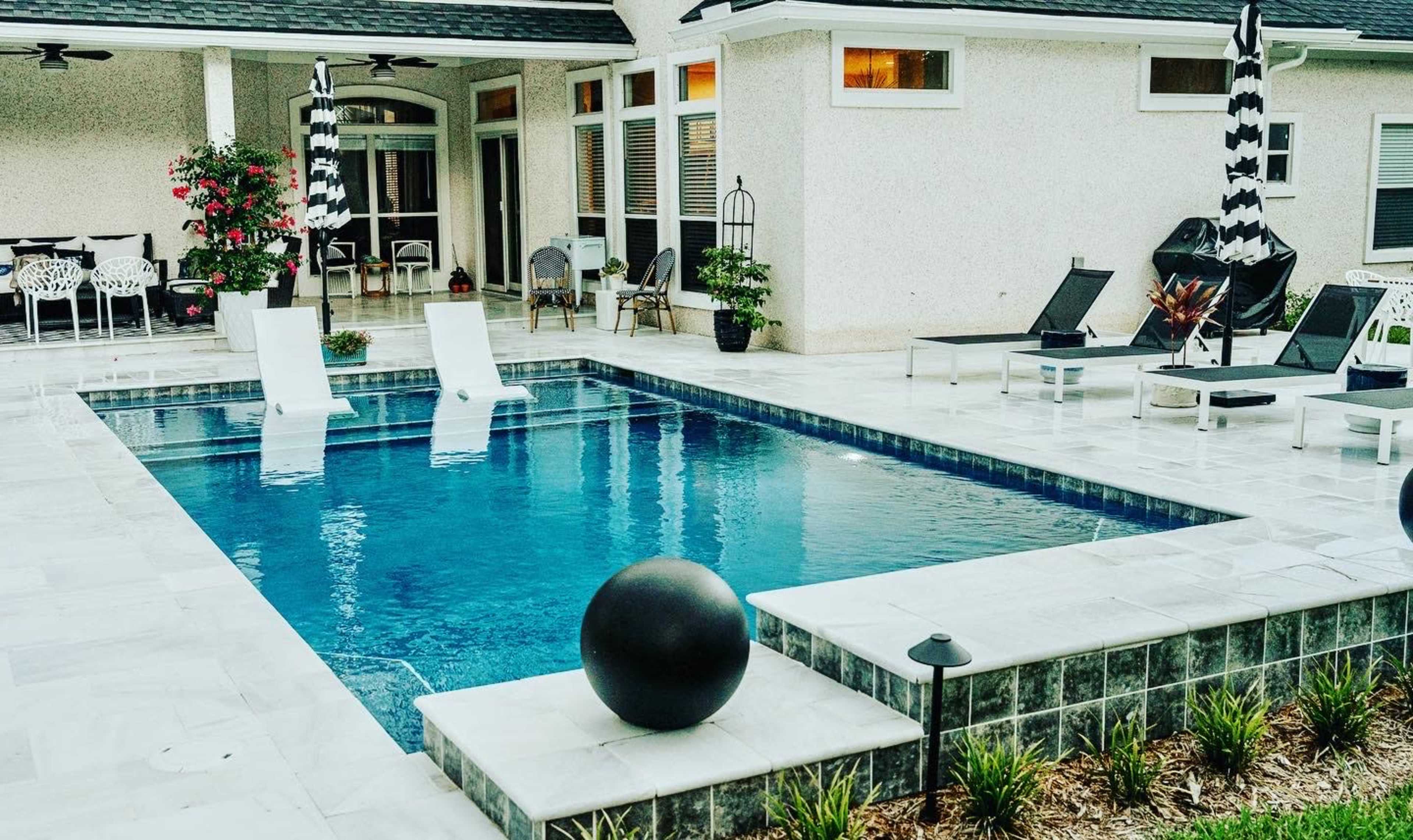 Resort Style Pool Image in Fruit Cove, Saint Johns, FL